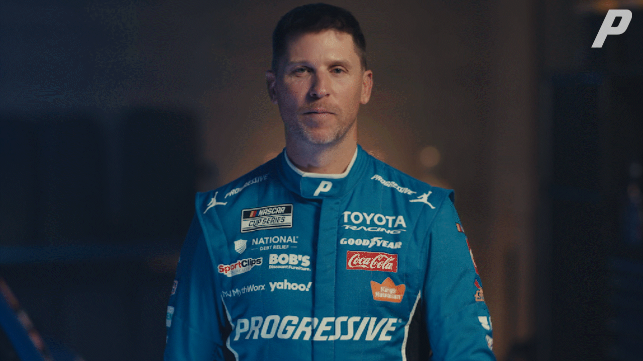 26D30020_DennyHamlin_MicDrop.gif