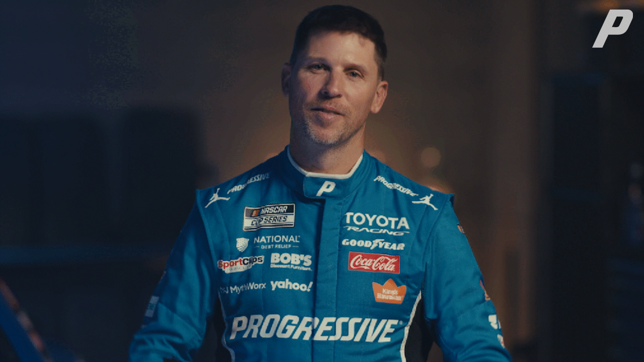26D30020_DennyHamlin_Heart.gif