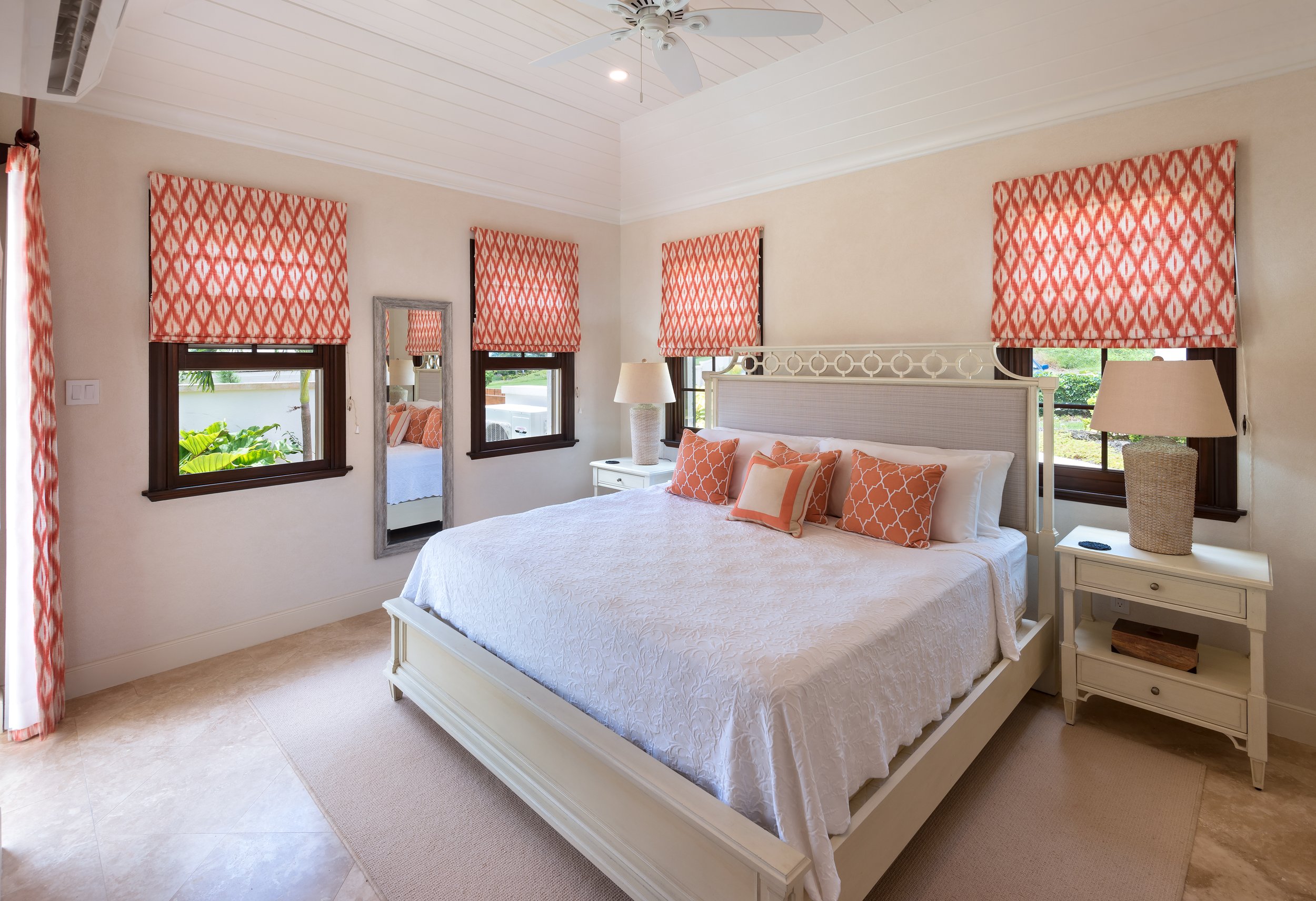 apes_hill_garden_wall_13_aug-2019_bed_3.jpg