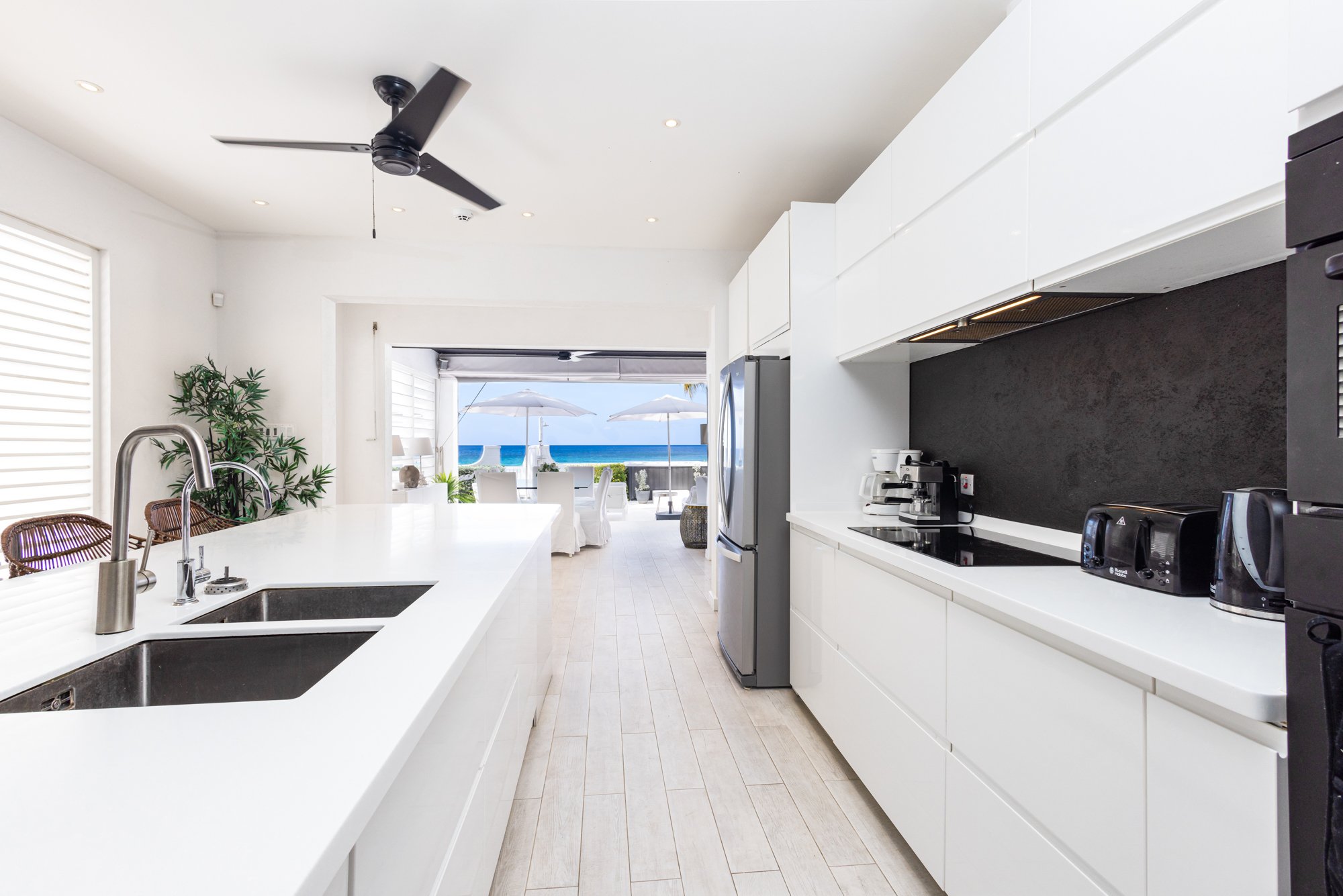 Solaris_Beachfront-06.jpg