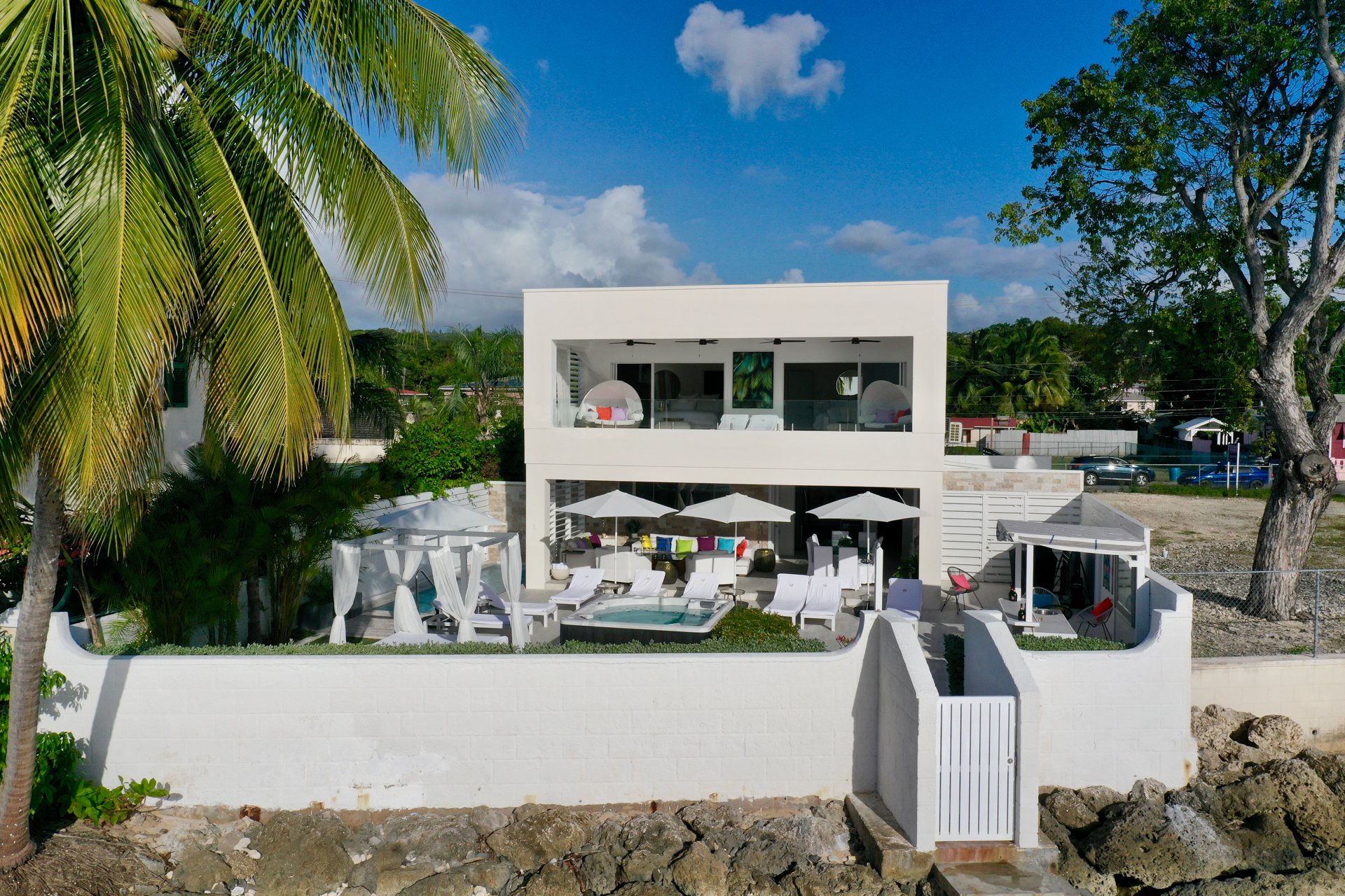 Solaris-Beachfront-Villa-39.jpg