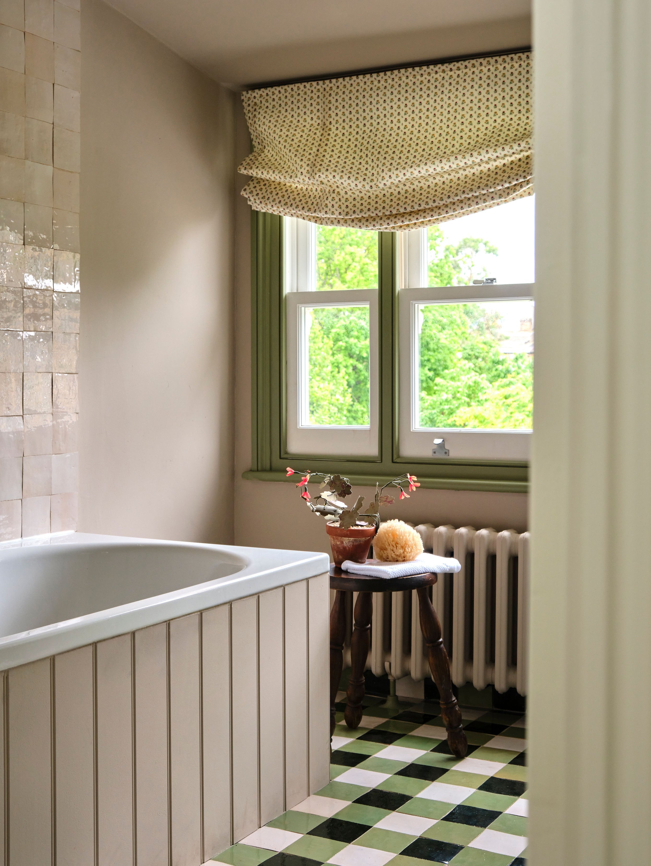 D_260612_bathroom_.jpg