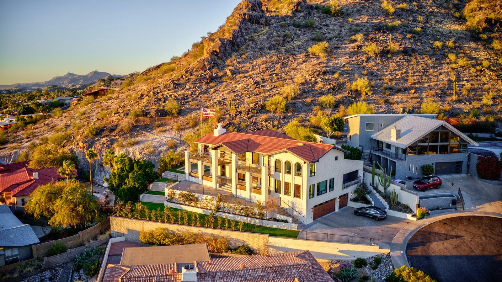 Discover Piestewa Peak: A HIdden Gem in Phoenix, Arizona