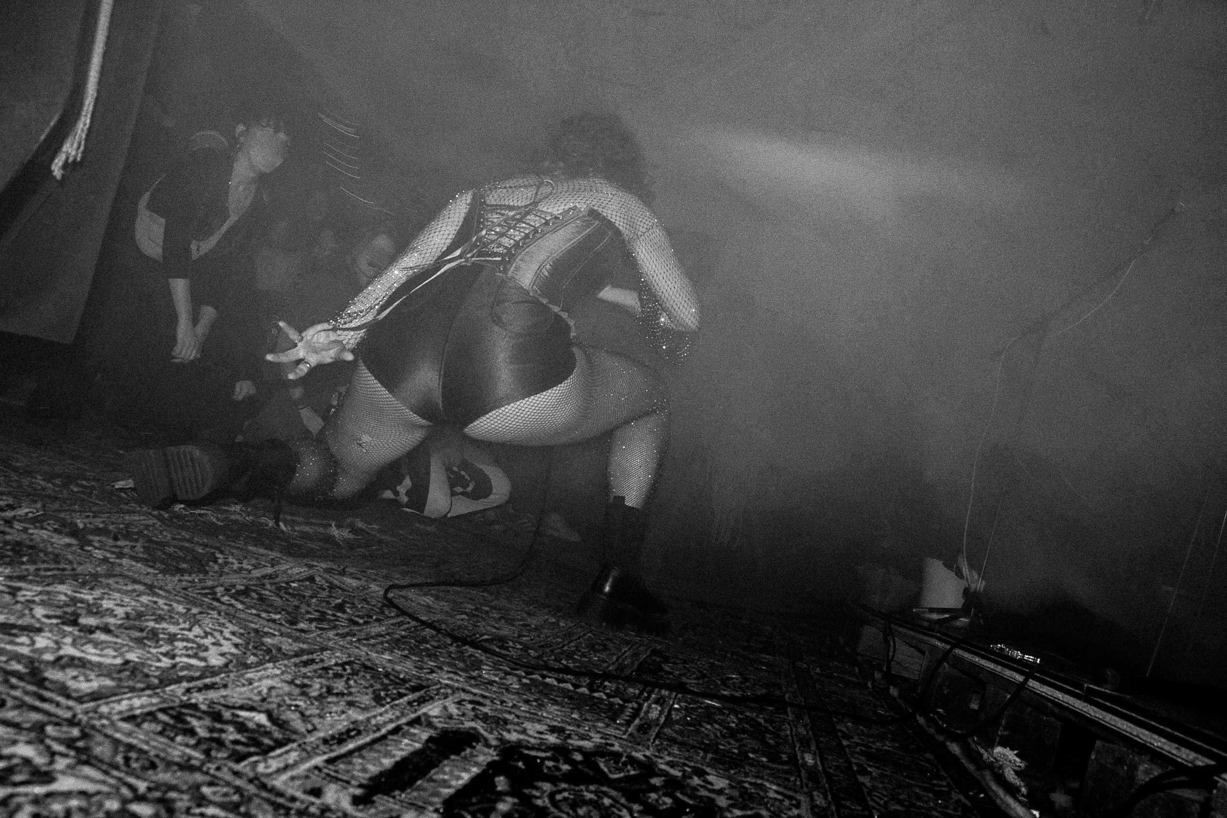 1-27.jpg