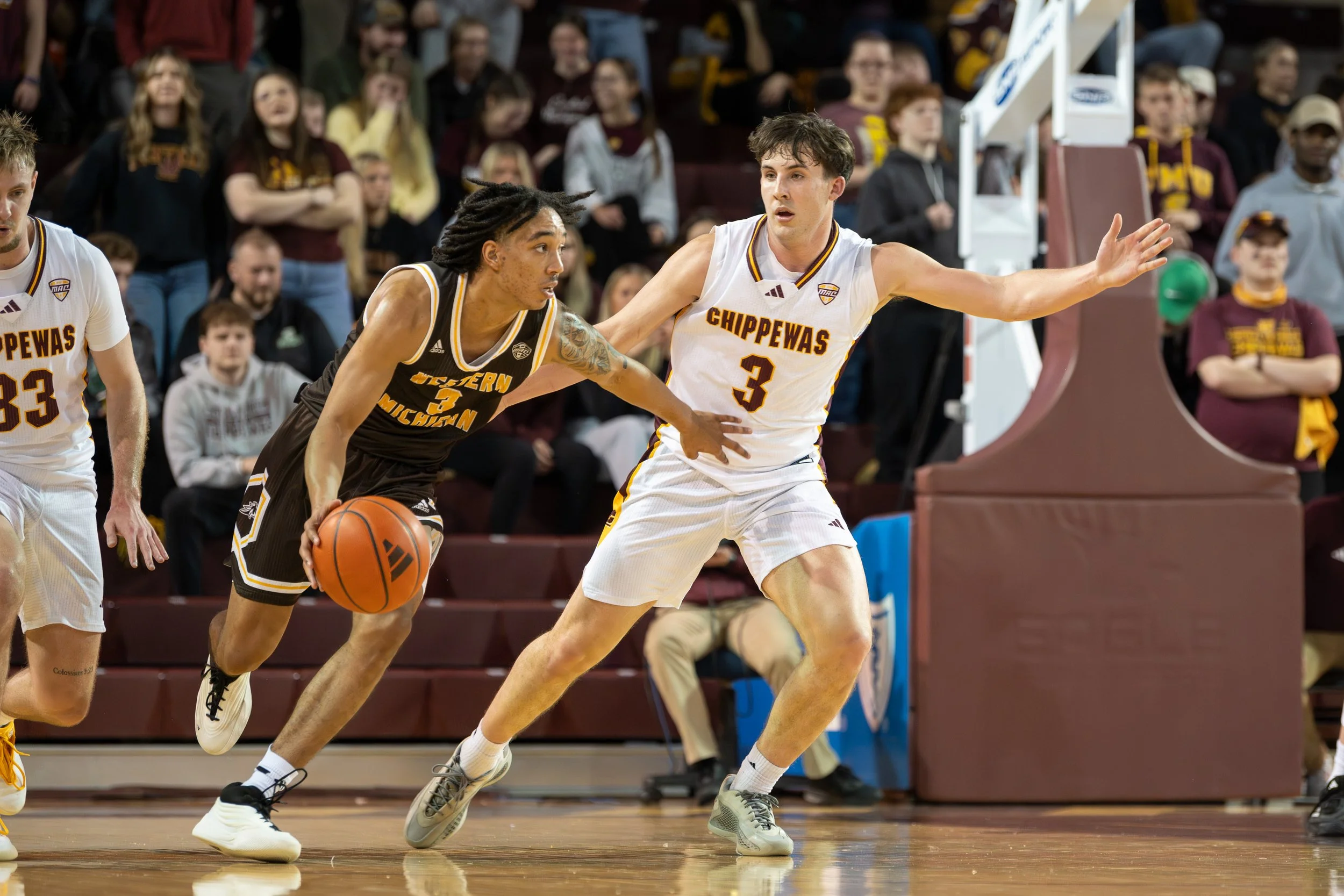 d_mensbasketballvswestern_photo_02-21-26_4.jpg
