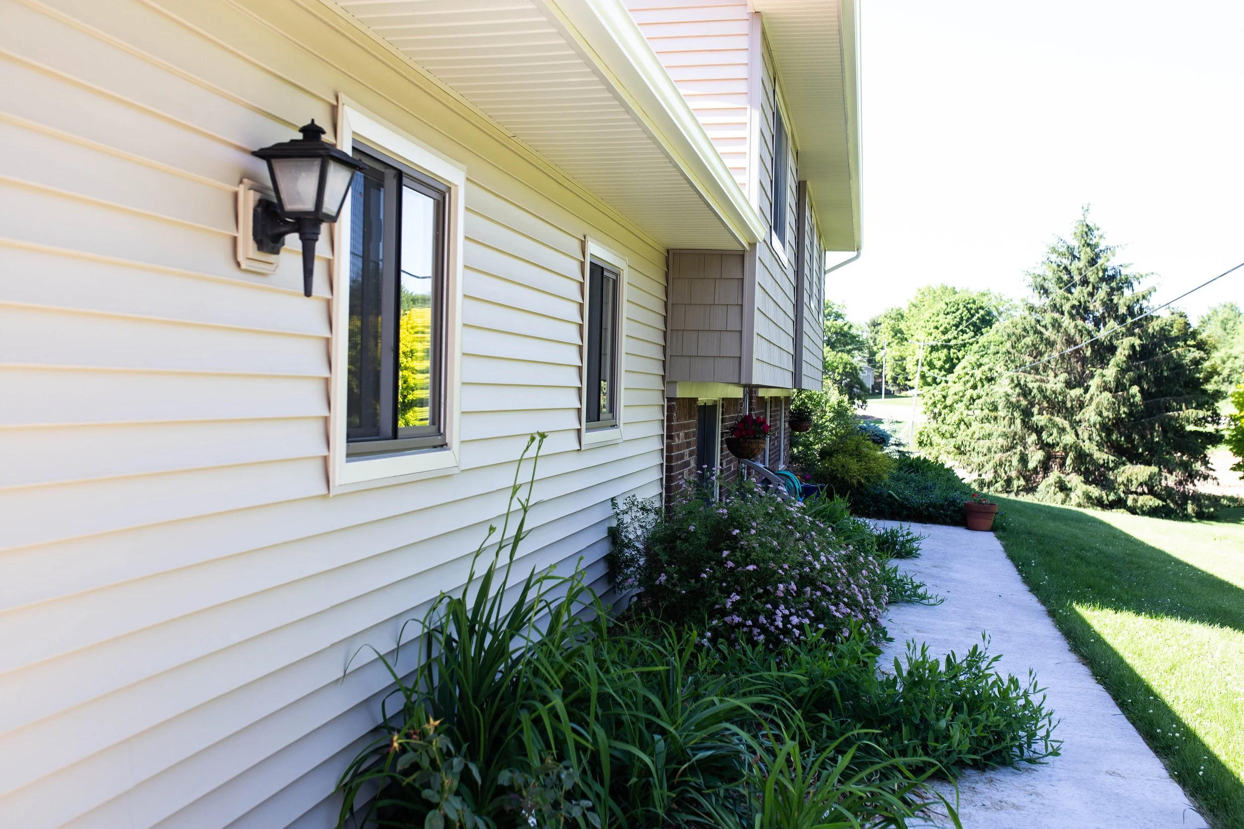Lansing Siding Replacement Company/Contractor — Home Siding