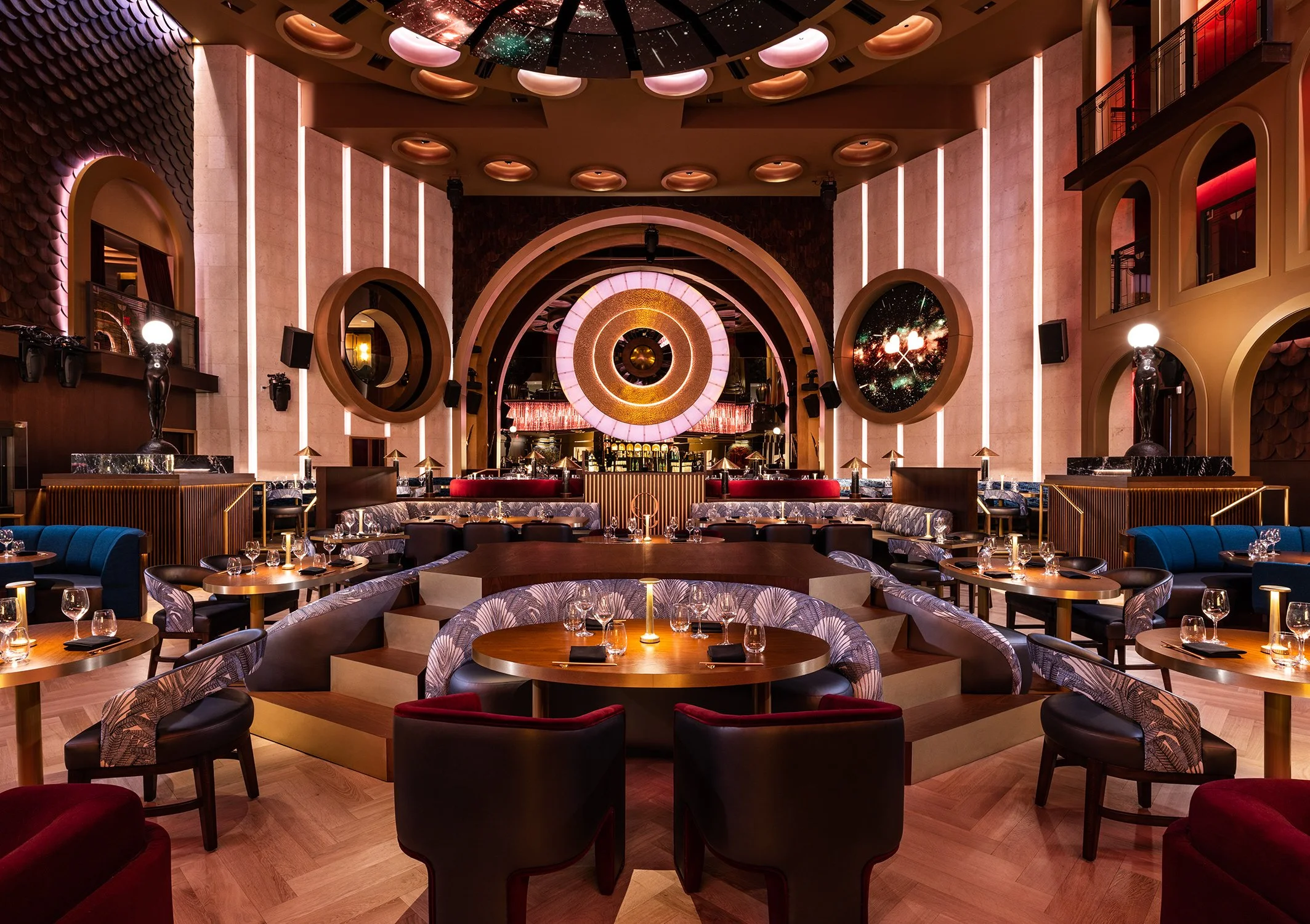 Queen Miami Beach Escala Forma