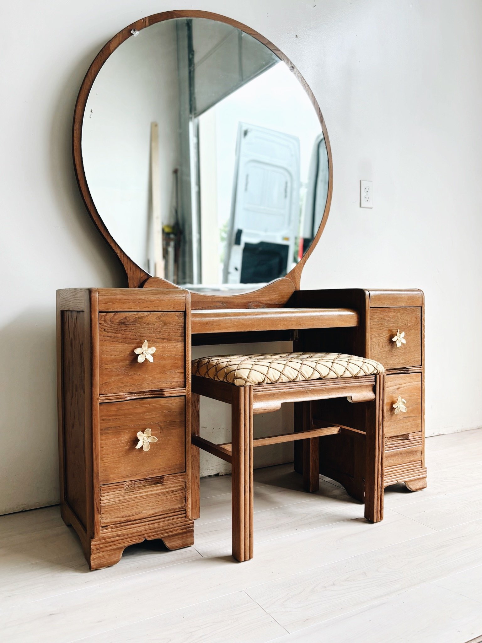 Facetune_11-06-2024-13-54-30_VSCO 2.JPG