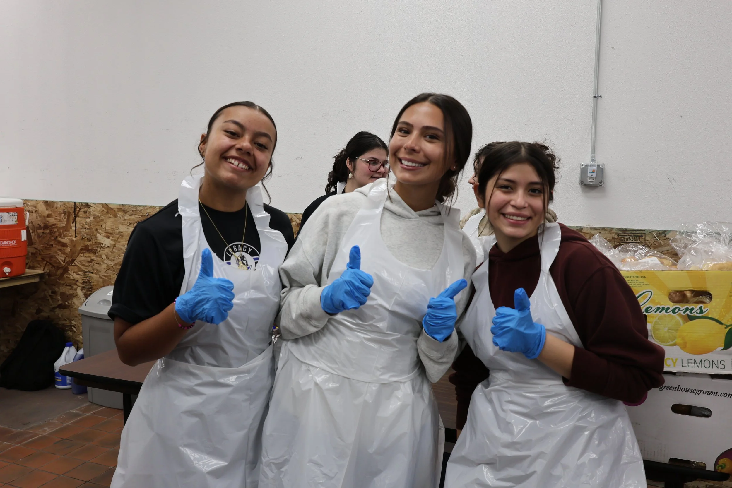 LA Volunteer Group 2 .JPG