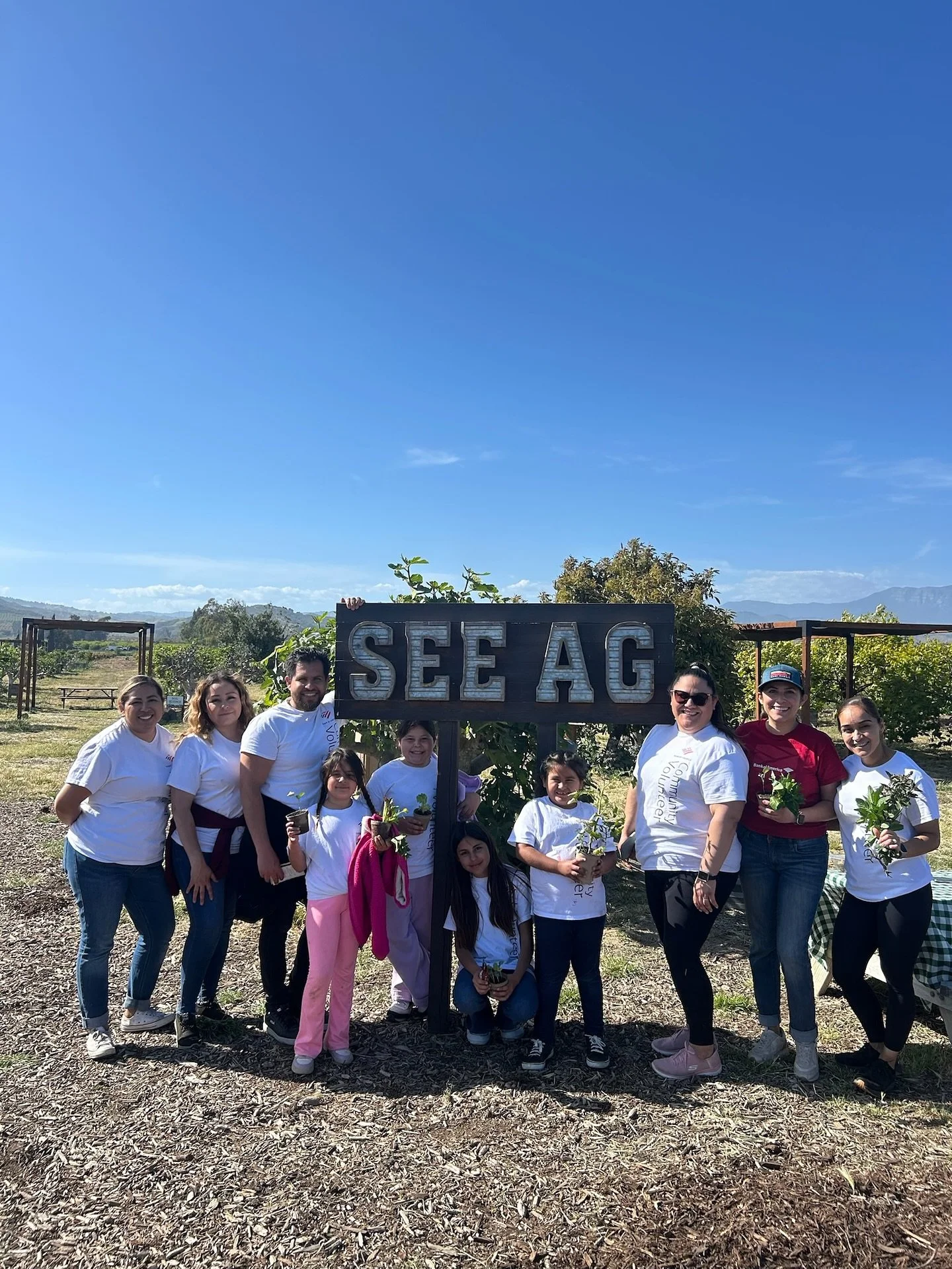 Volunteer with us! 🌱 

Join us this Thursday, September 18th from 9am to 12:30pm at Petty Ranch in Saticoy. Help us keep our farm lab site safe, beautiful and thriving for our upcoming field trips! 🌸🐝 

Sign up through the link in our bio. See you