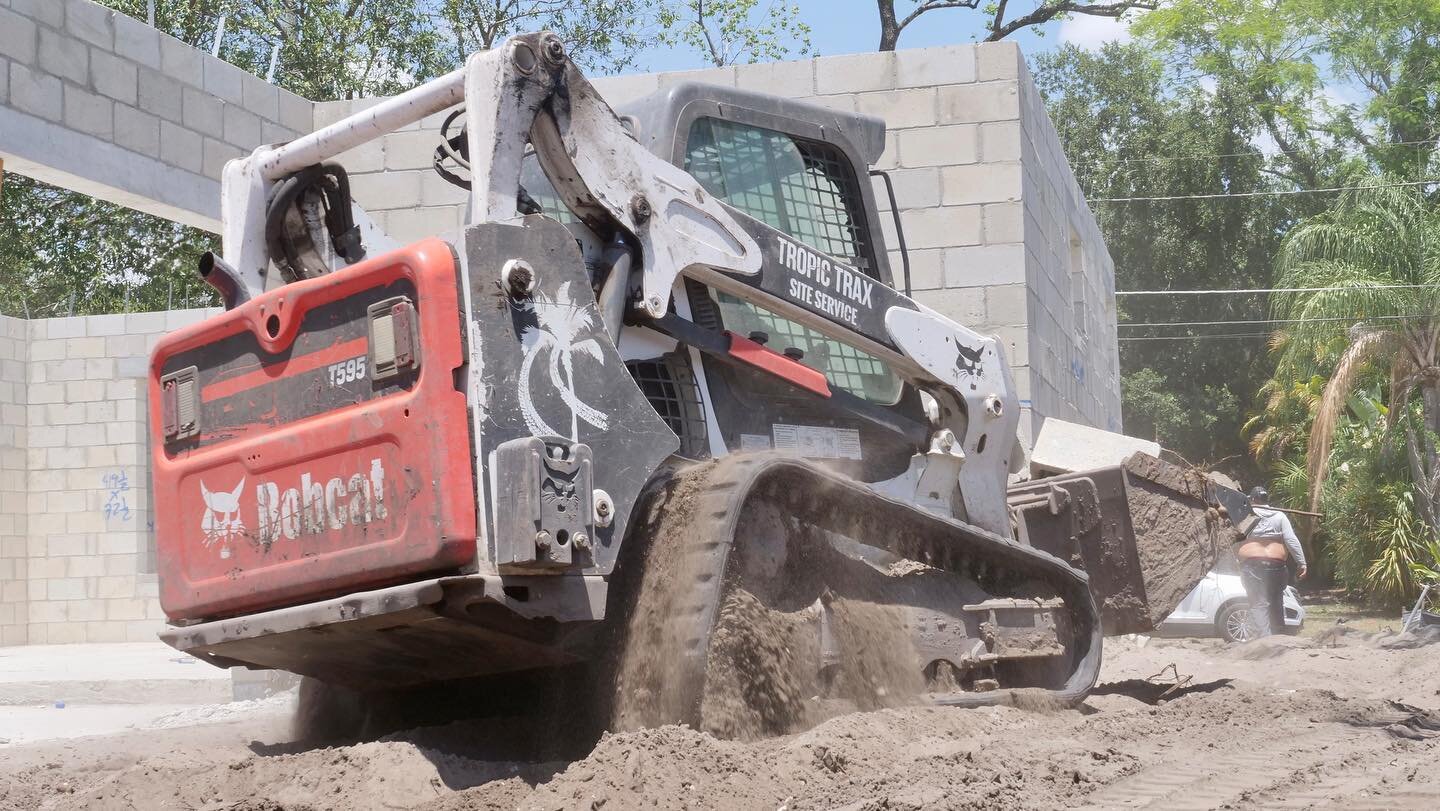Our @bobcatcompany #T595 pushing through on any job-site making work efficient and expedited.