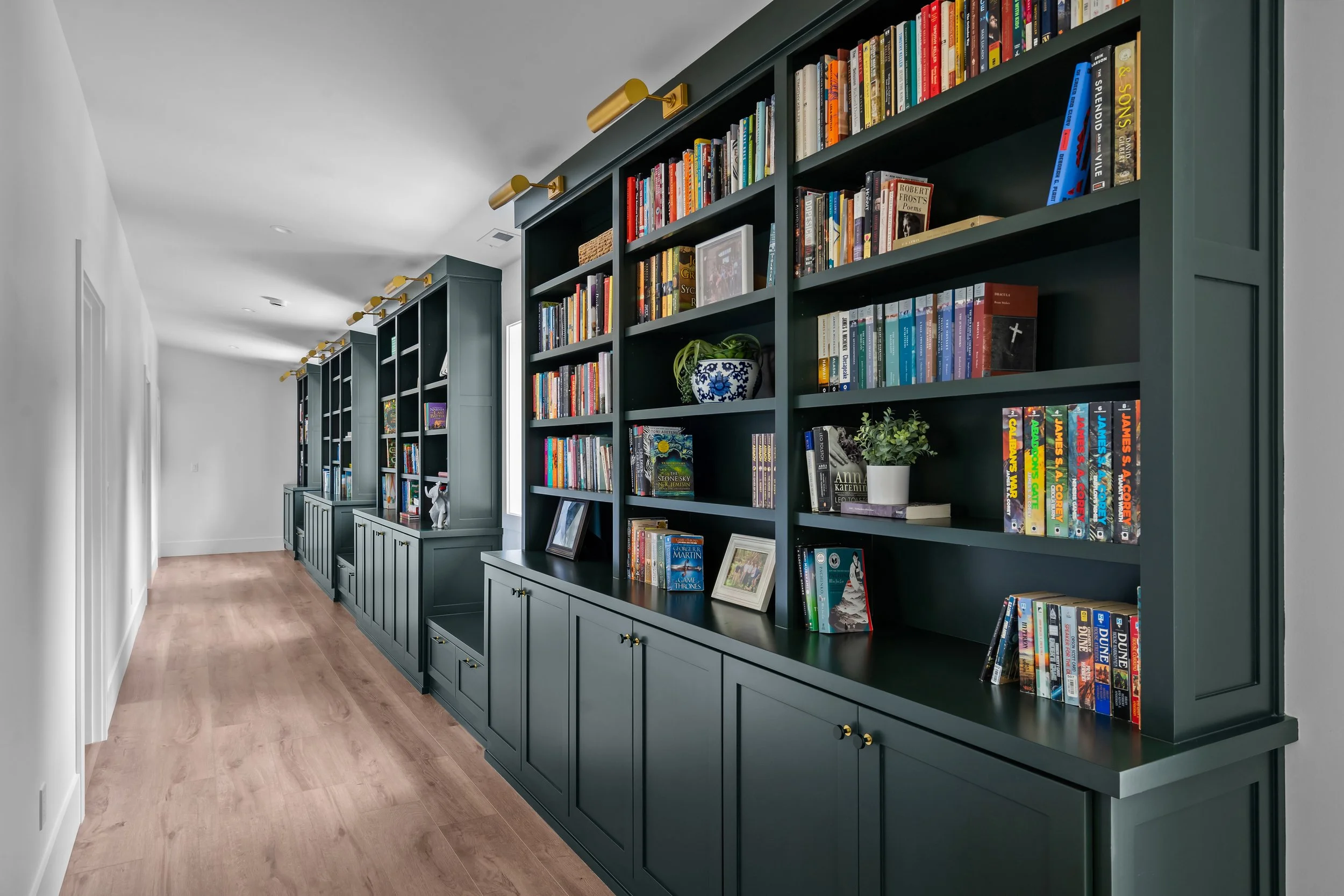 10 Questions You Should Ask Before Hiring a Custom Home Builder