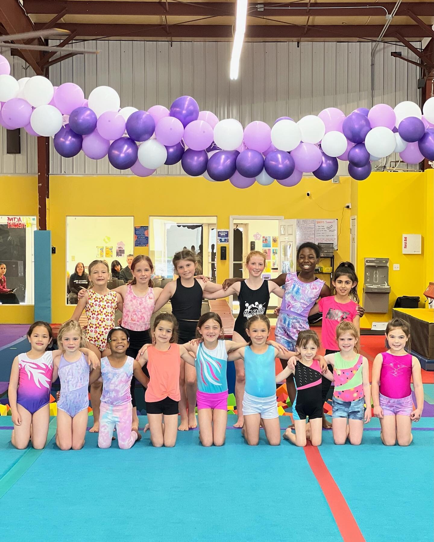 💜GSE💜
We are so proud of these girls for rocking try outs and working so hard in their first 2 weeks of GSE practice! 
😊We are so excited to welcome our new friends and to get to work this season 💪

🤸&zwj;♀️Check out some drills our Level 3 and 