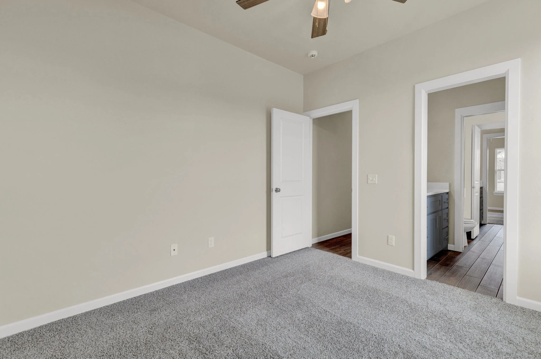24-web-or-mls-Photo-24.jpg