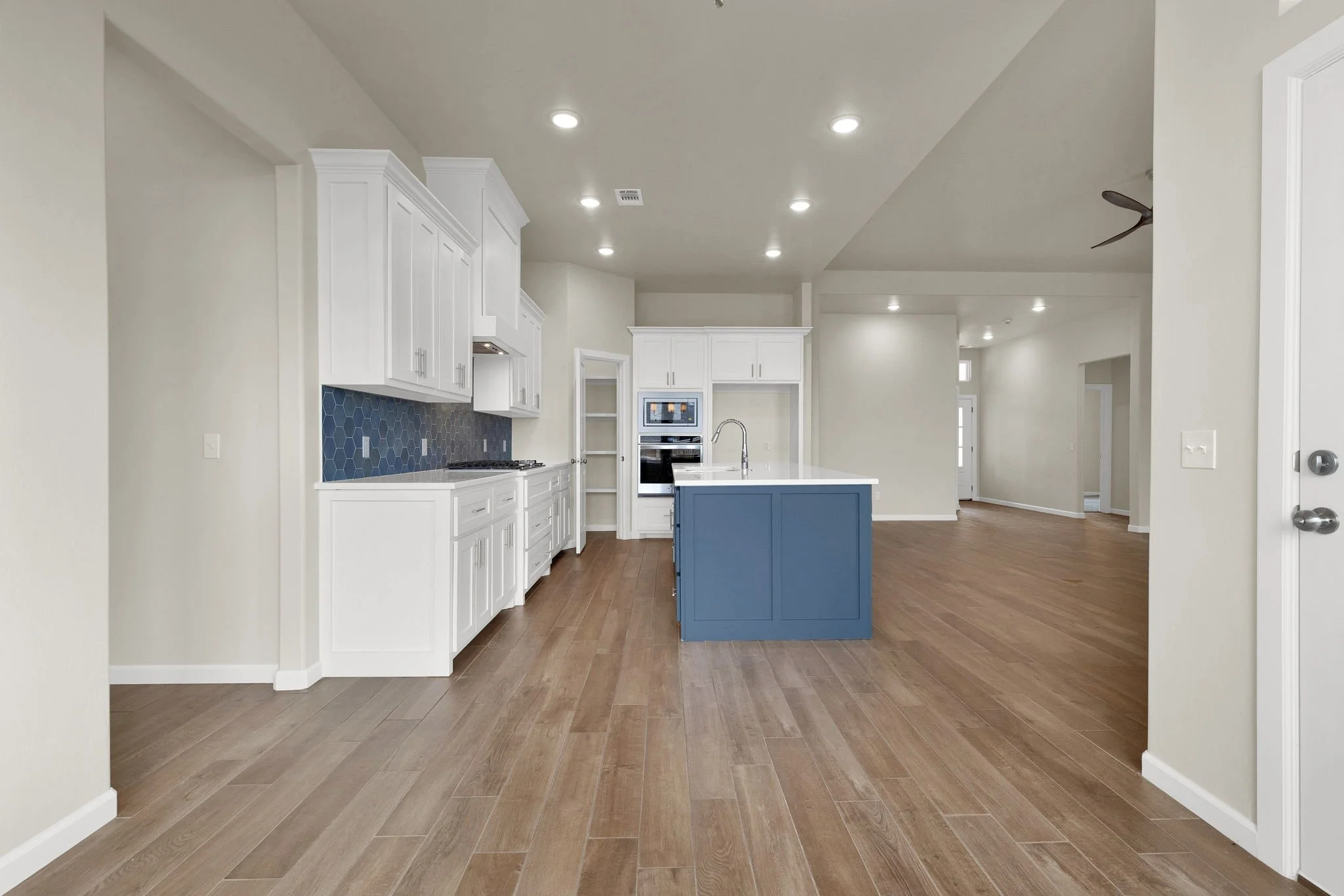 12-web-or-mls-Photo-12.jpg
