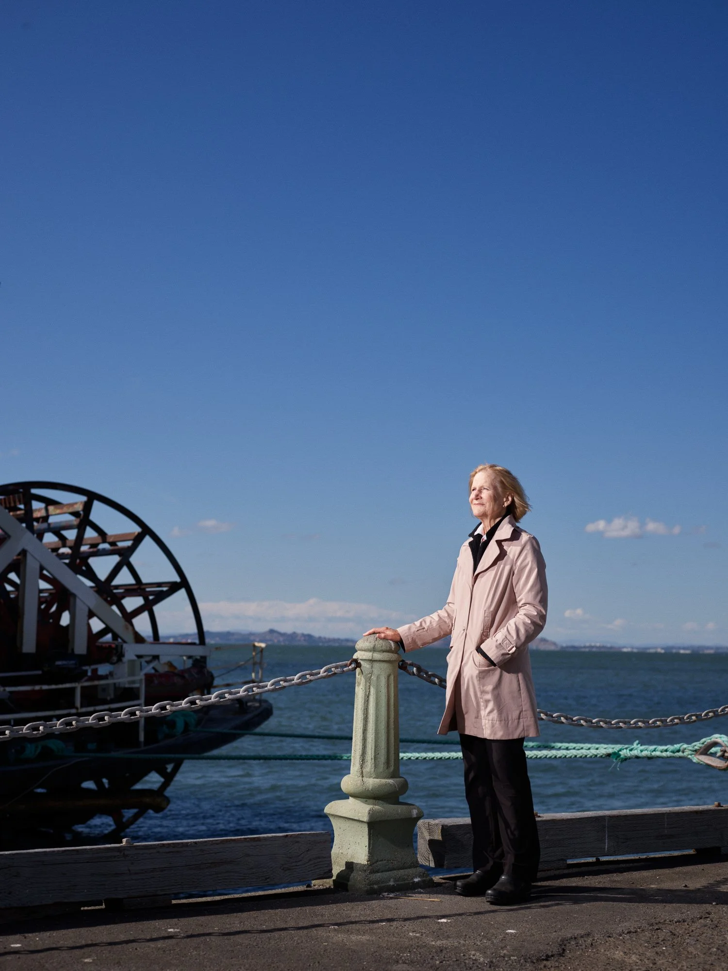 14 - Alison Weir portrait in San Francisco waterfront.jpg