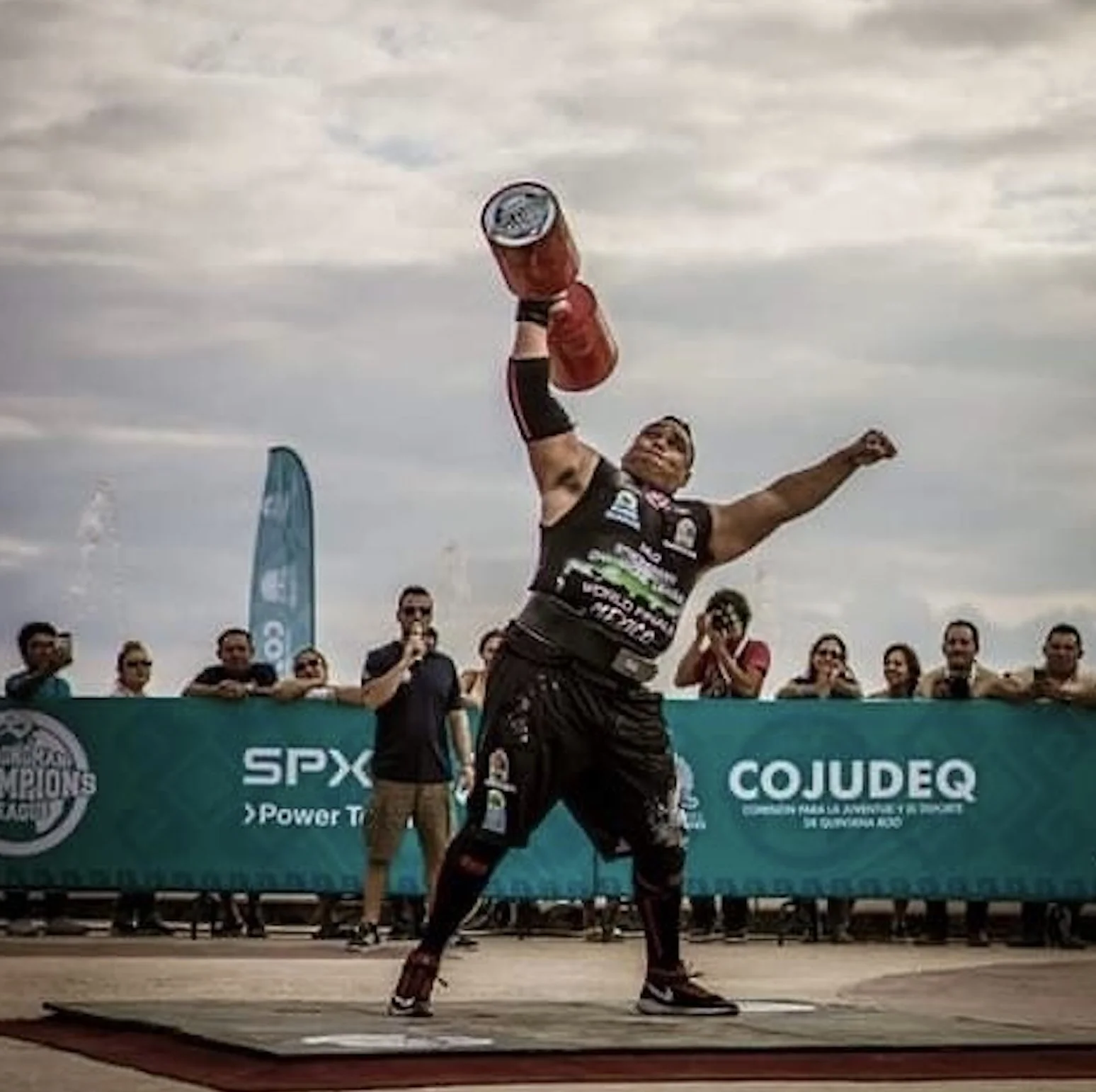 Strongman (Juan) 1 MB.jpg