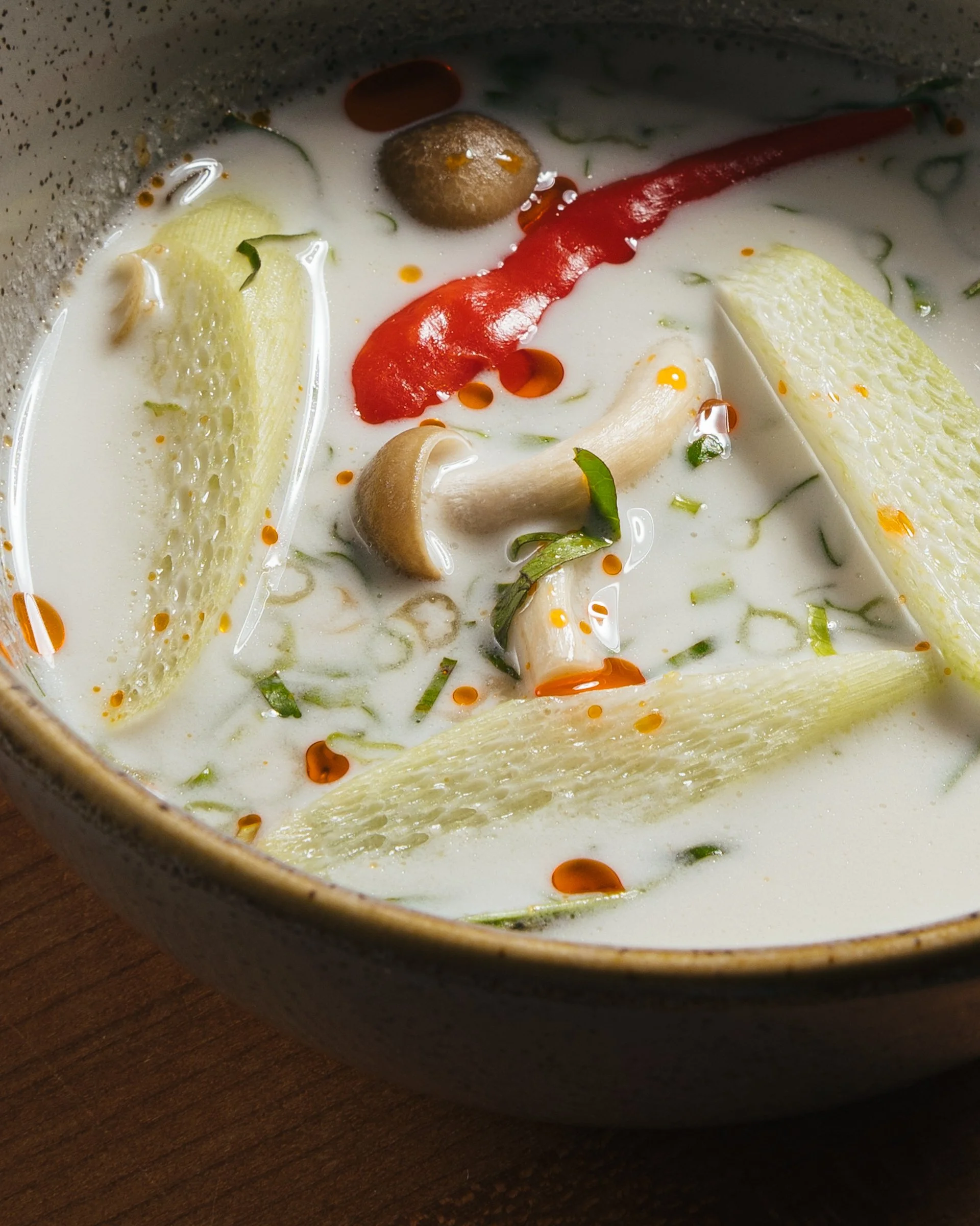 Chef'sMenu_TomKhaCoconutSoup_Maenam_Spring_AlainaMichellePhotography.jpg