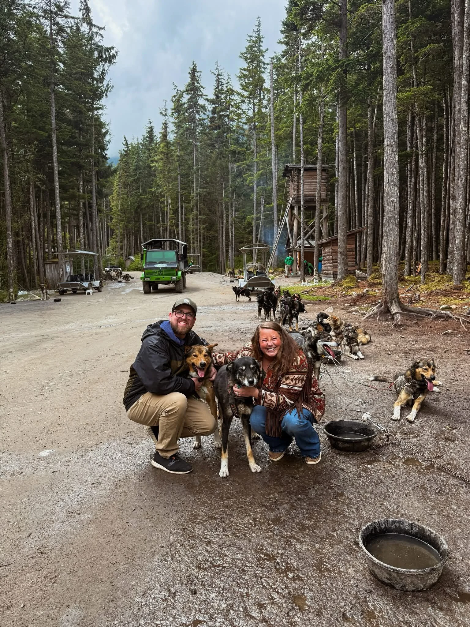 During our month off, we went to Alaska!!! It was unreal and a huge bucket list item for us! A highlight for both of us was going to a working Musher&rsquo;s Camp in Skagway! Of course since I couldn&rsquo;t bring any dogs, I had to find them in Alas