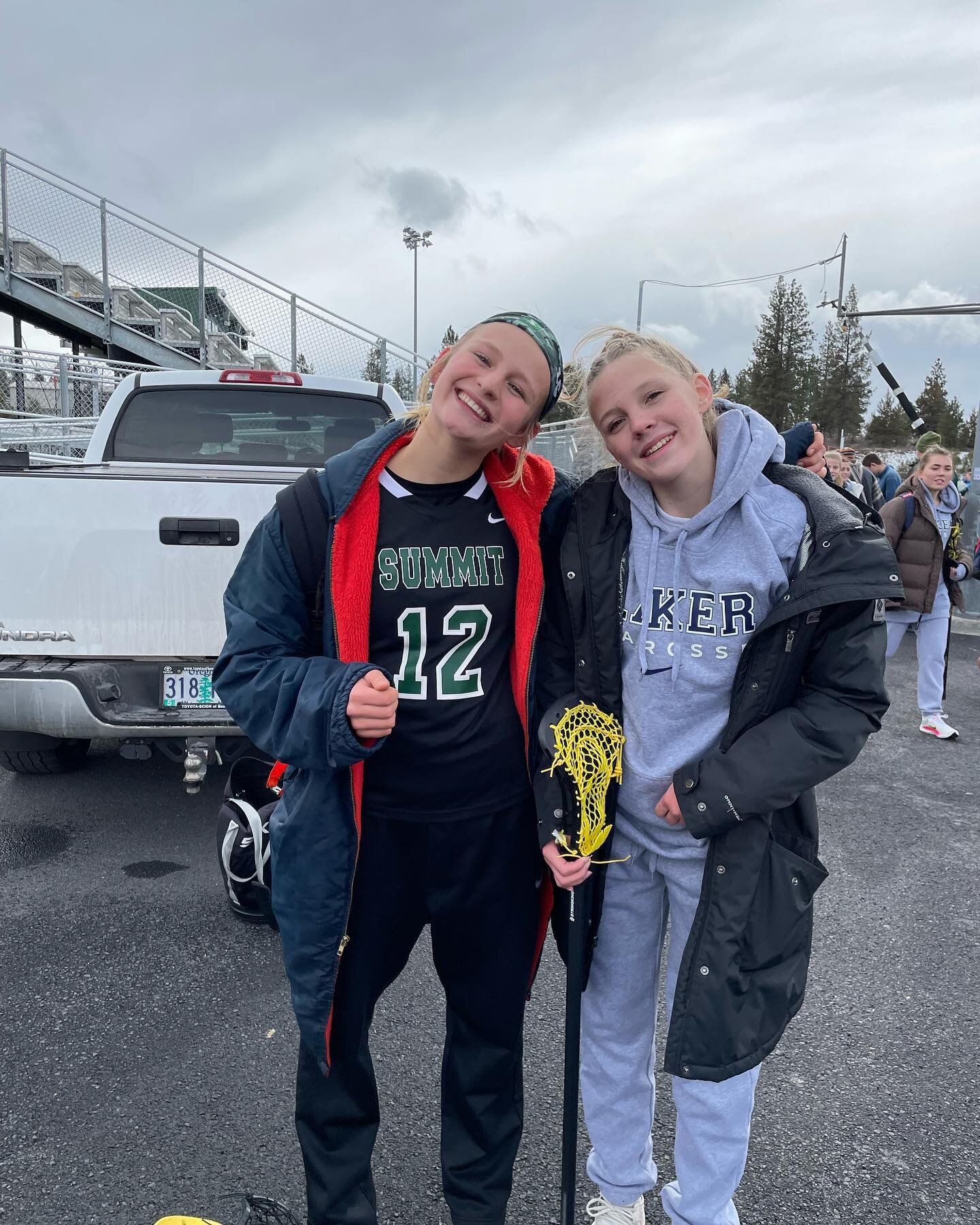 Oregon Pride teammates playing against each other during Spring games! Only makes us better 💪🏼 Great fight girls! ❄️👑🔥