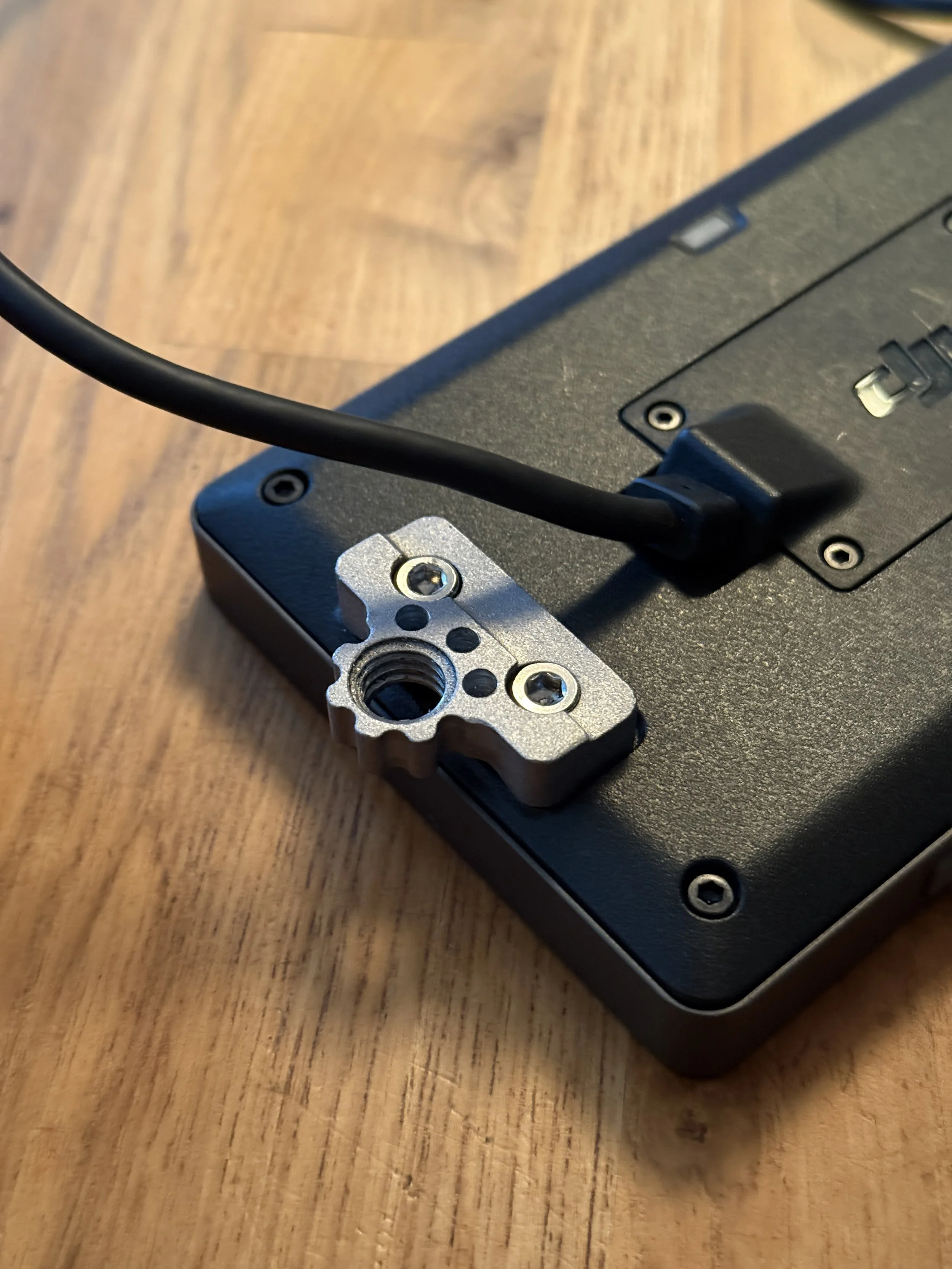 DJI 4d Anti Twist Monitor