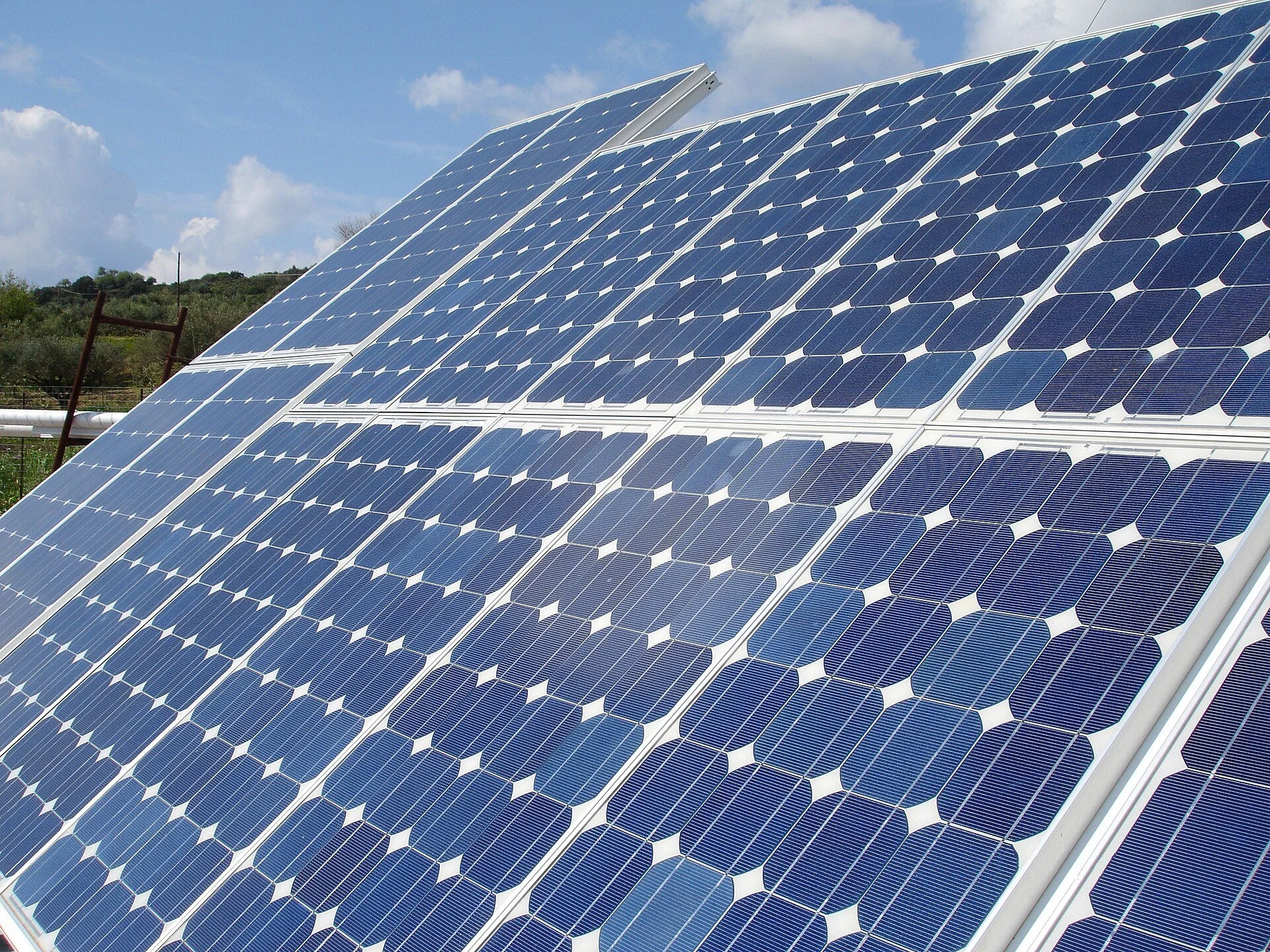 Solar PV panel recycling equipment