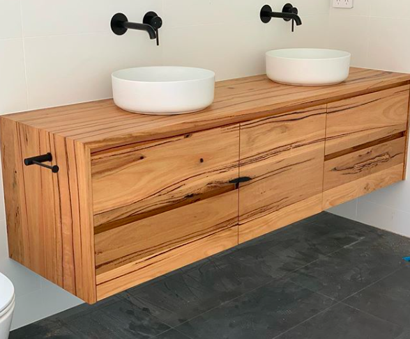 BATHROOM 8.png