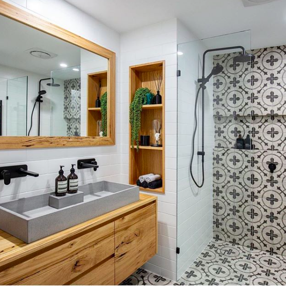 BATHROOM 6.png