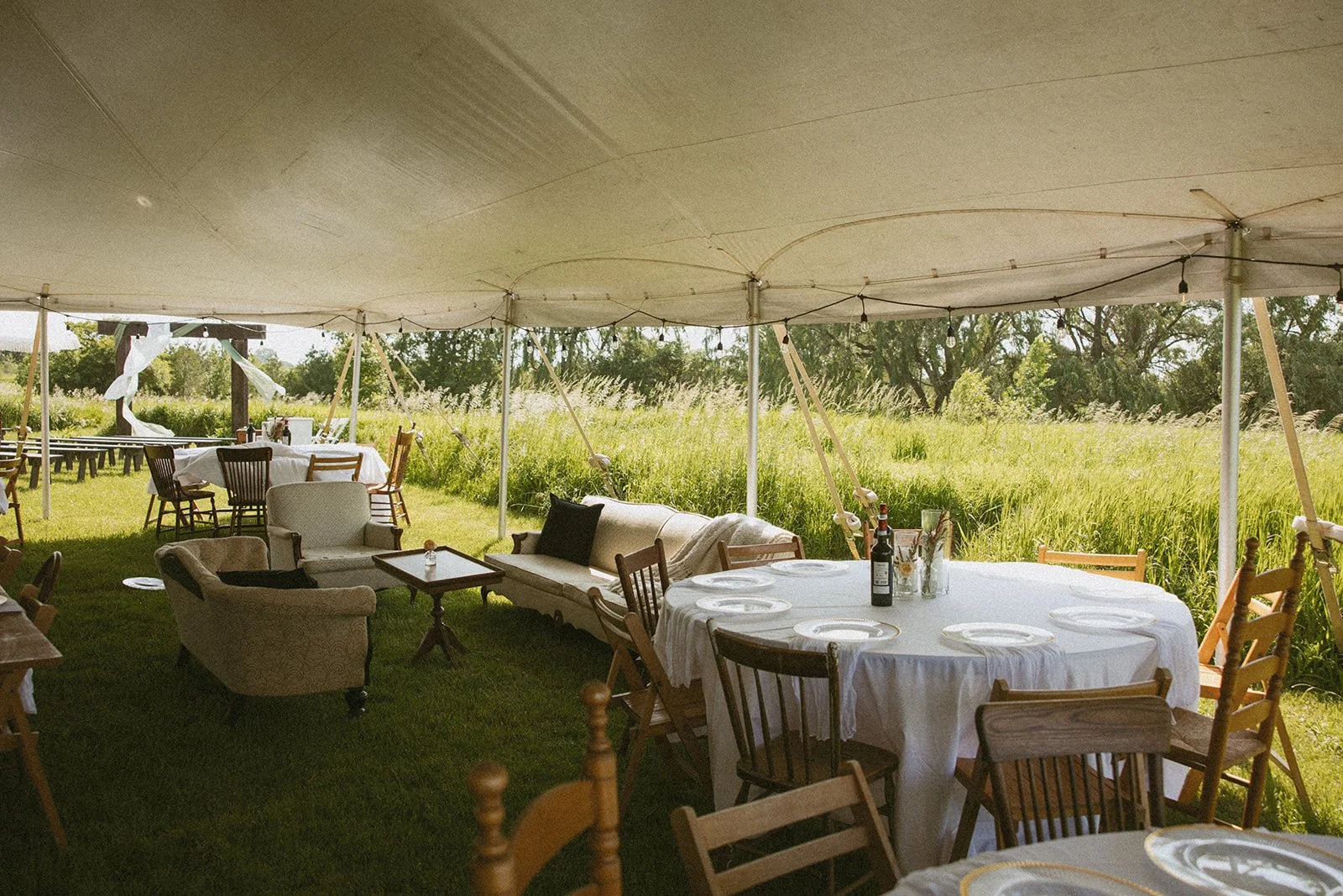 DebAlexWedding_CocktailHour_BrynnePhoto-115_websize (1).jpg