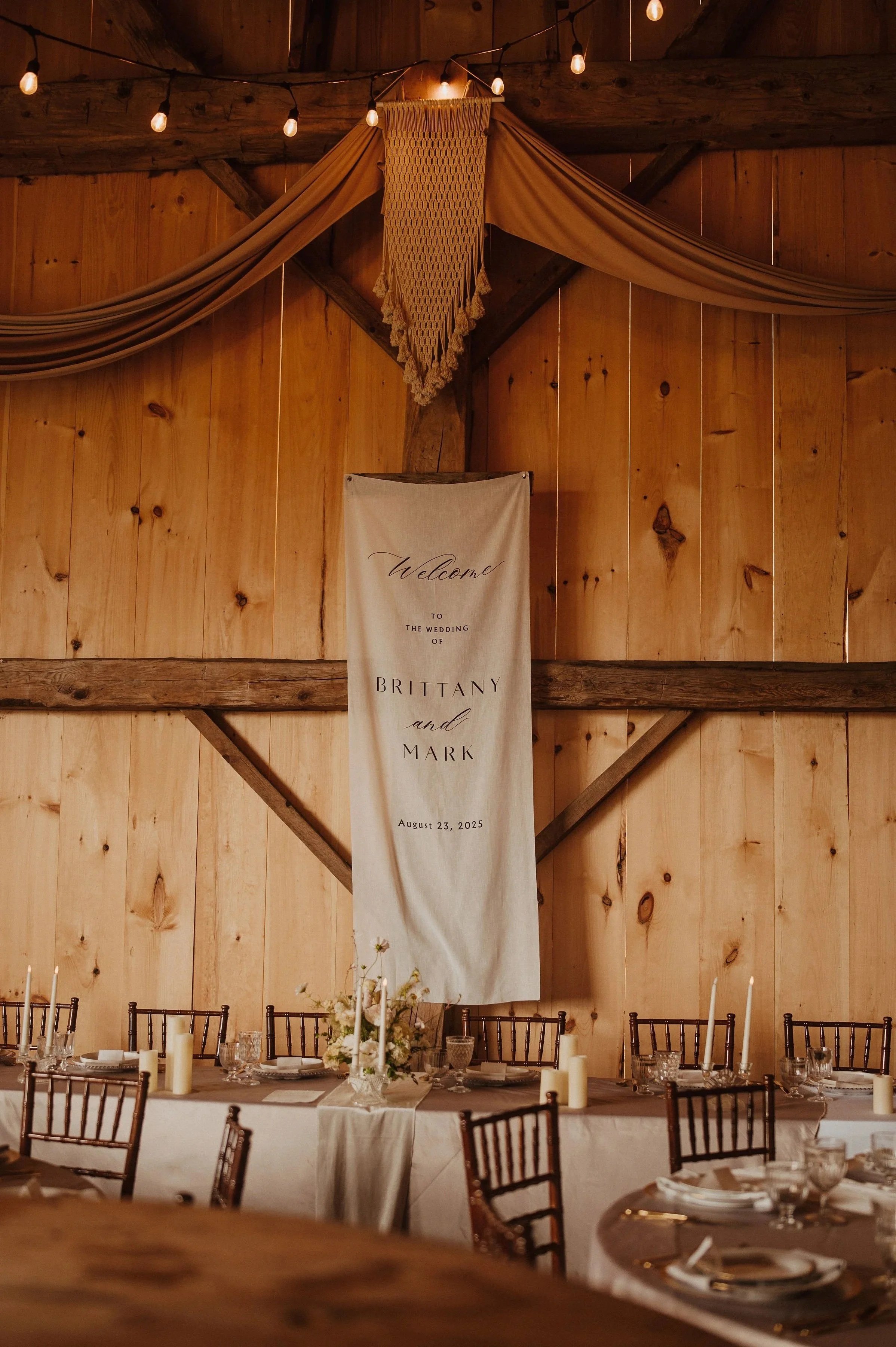 Intimate Wedding at Willow and Ren in Bruce CountyPhotographer: Captured By Krissy 