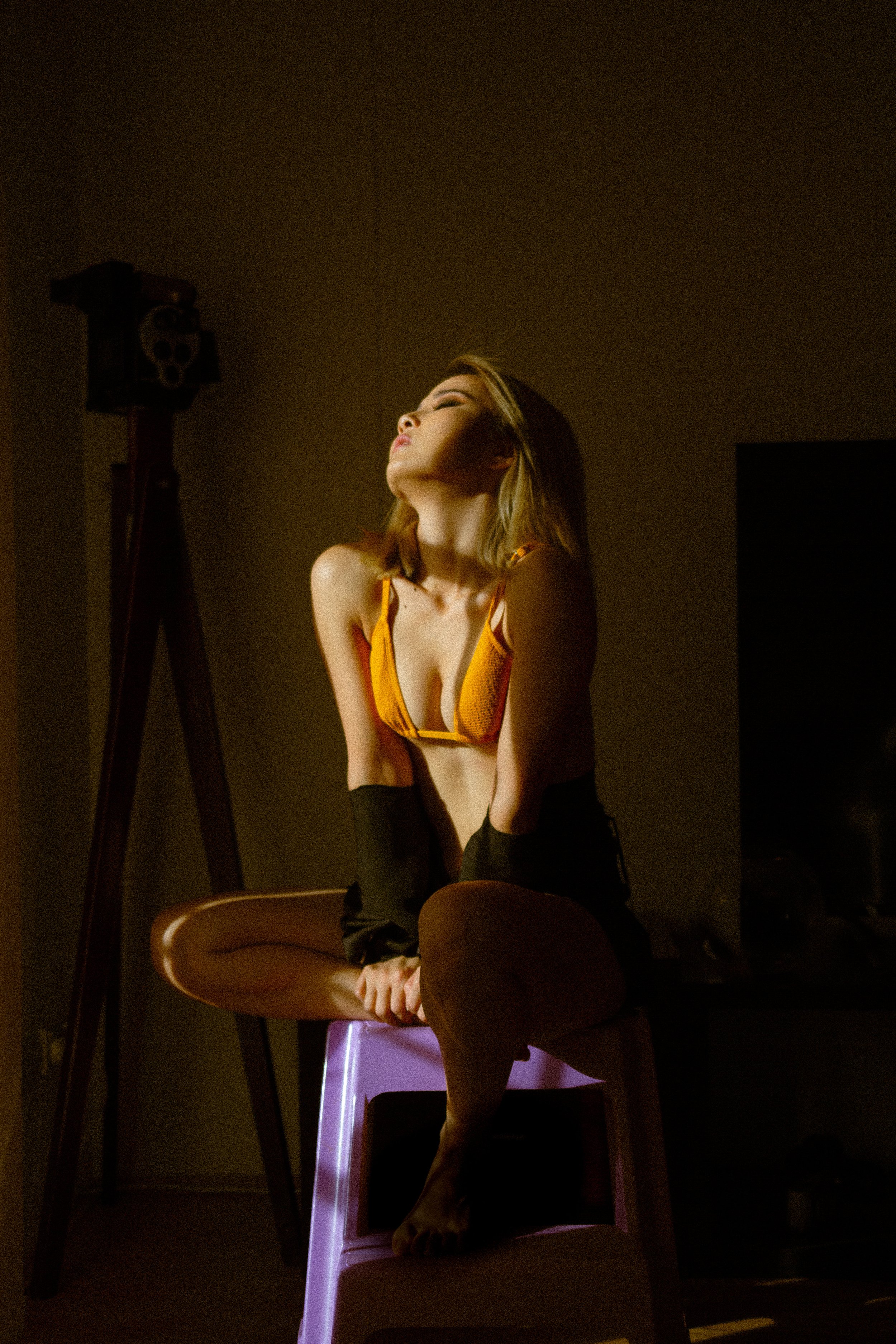 Professional studio lighting used for boudoir photography in Sydney