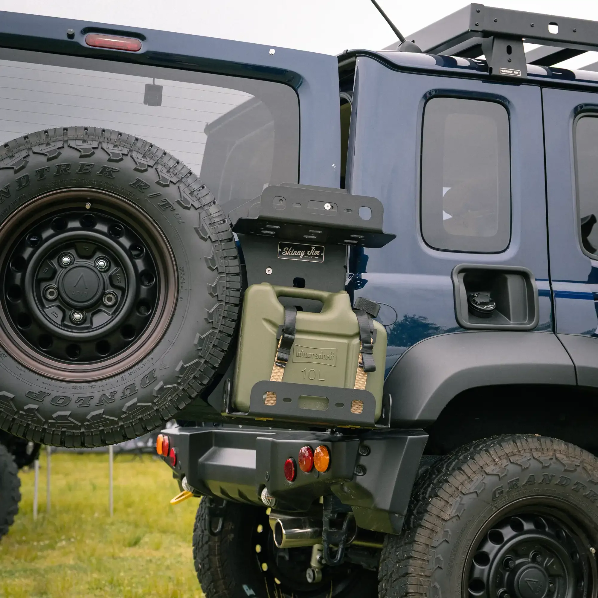 The Backbone - Rear Door Cargo Hub
