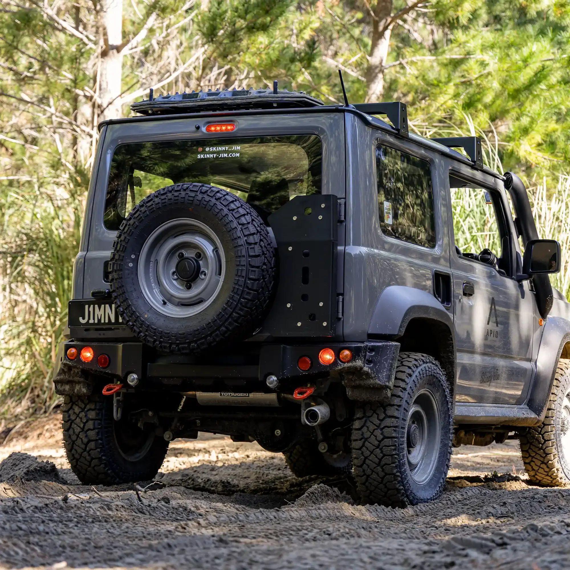 Suzuki Jimny Recovery Track Mount.webp