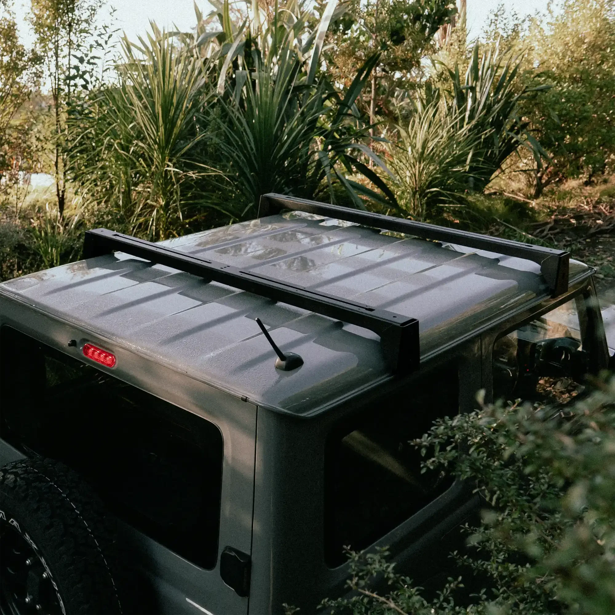Strong Boy Roof Bars x 2 (Jimny 3-Door)