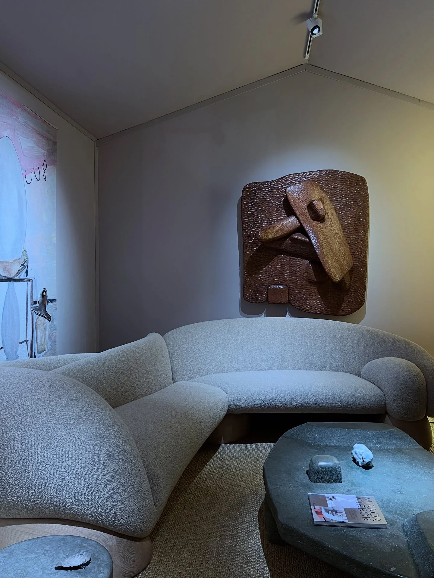 Last week at the PAD Design Fair in London reminded me how essential it is for us creatives to surround ourselves with beautiful spaces and inspiring people. 

That stunning cream curved sofa? Still on my mind&hellip; just like the amazing company I 