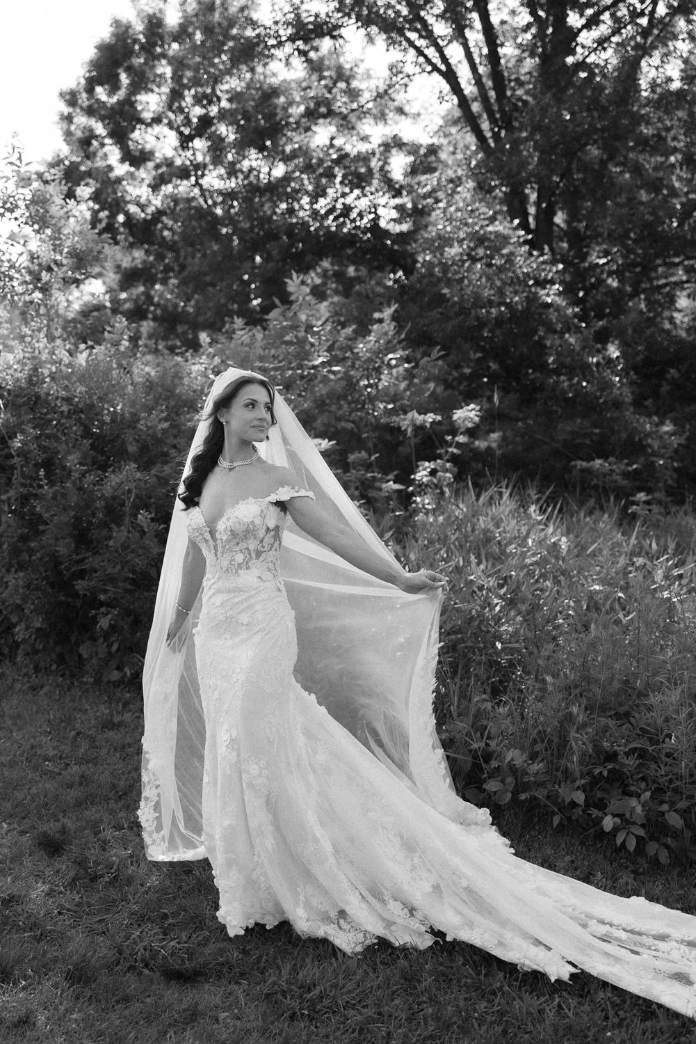 Hudson-Valley-Wedding-Photos-Candid-Emotive-Arius-15.jpg