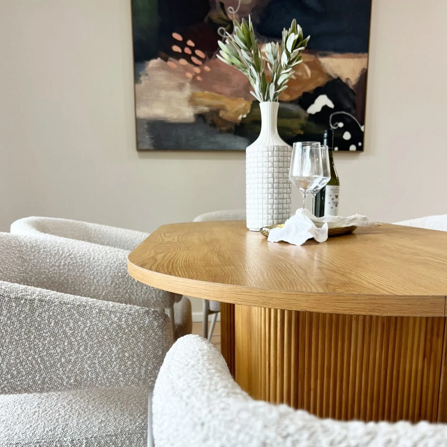 Beautiful family home on May Street, you won&rsquo;t want to miss it! 🧡

Agent | Crystal Callahan Property Management 

#amarihomeandstyling