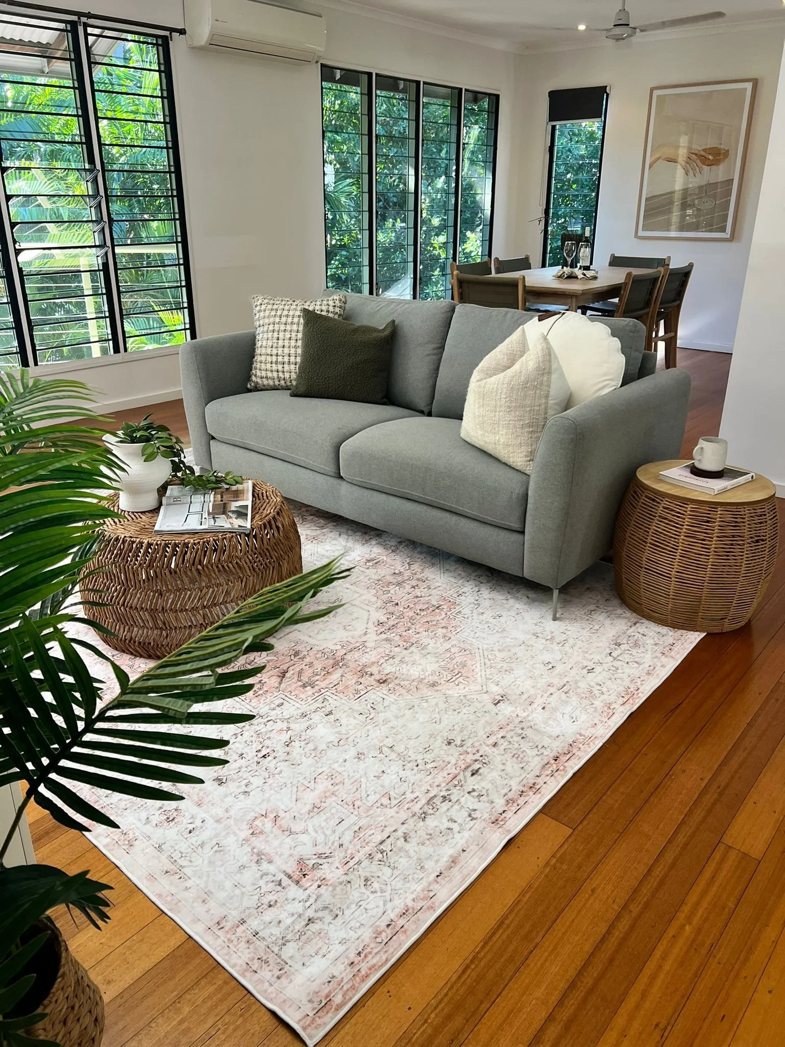 Tropical living on Phillip St, Fannie Bay ✨

Agent | @evieradonich.realestate