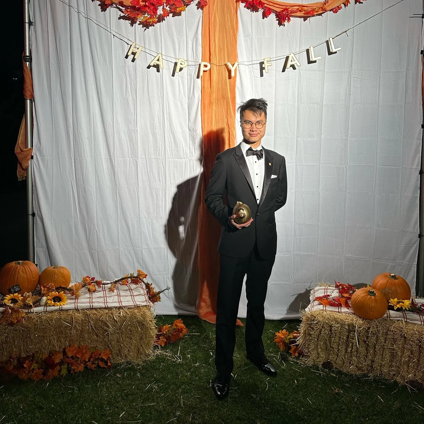 Punk' N' Pie 2023

Last month, I had the privilege to compete at my university @biolauniversity's anual student talent show Punk' N' Pie, hosted by @biola_oce. I was honored to receive third place, behind Cameron, who sang beautifully, and George, or