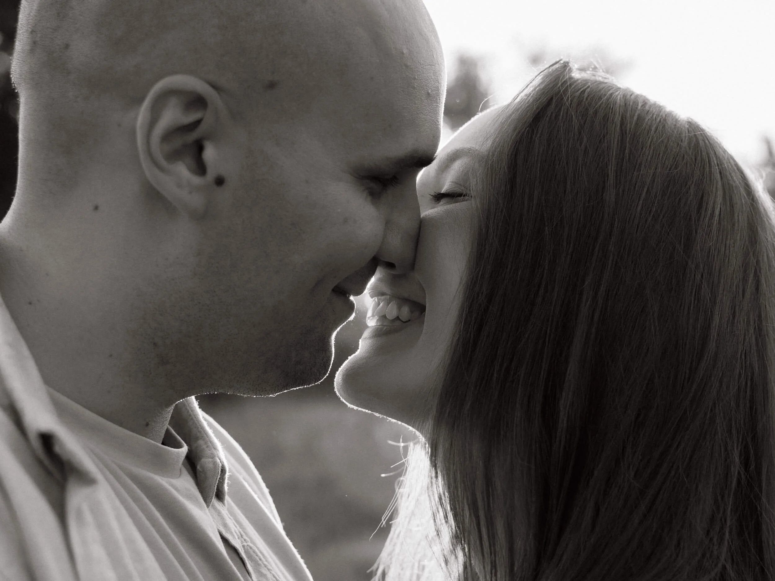 Crno-bijela fotografija para