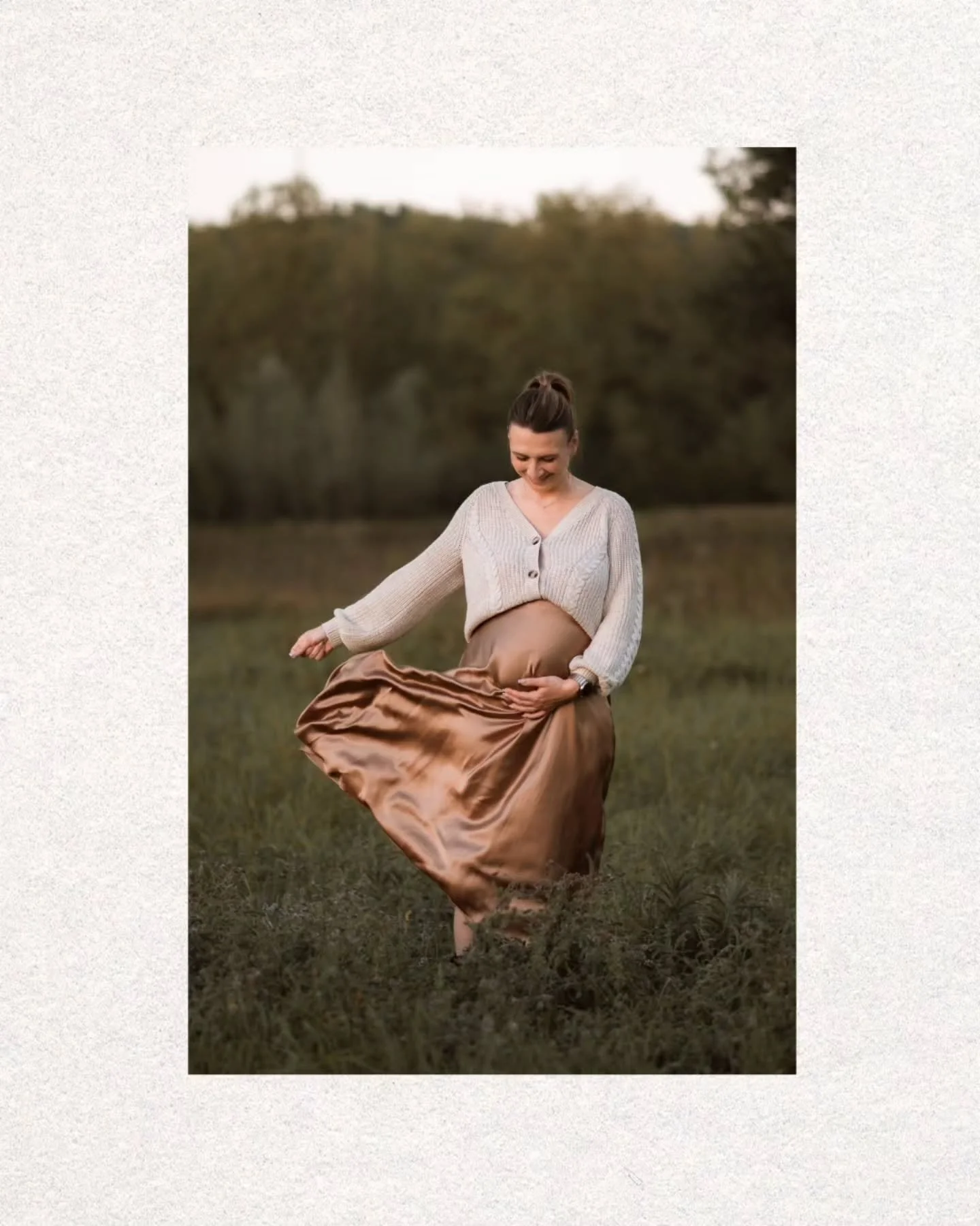 Prekrasna Tamara! 😍

#trudnickoslikanje #trudnickofotografiranje #slikanjetrudnica #fotografiranjeparova #fotografiranjetrudnica #jezeroore&scaron;je