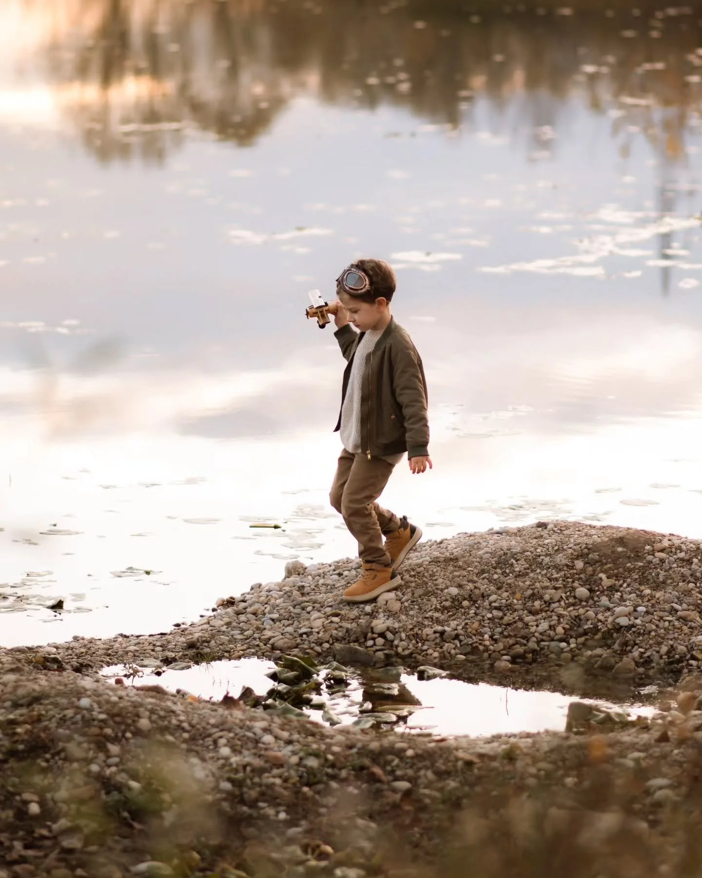 Leti na krilima ma&scaron;te, lijepi moj ❤️
Djetinjstvo je tako kratko, budi ovako bezbrižan i zaigran &scaron;to dulje 🥹❤️

#fotografiranjedjece #jezeroore&scaron;je #svetanedelja #obiteljskifotograf #obiteljskifotografzagreb #fotografzagreb #lifes