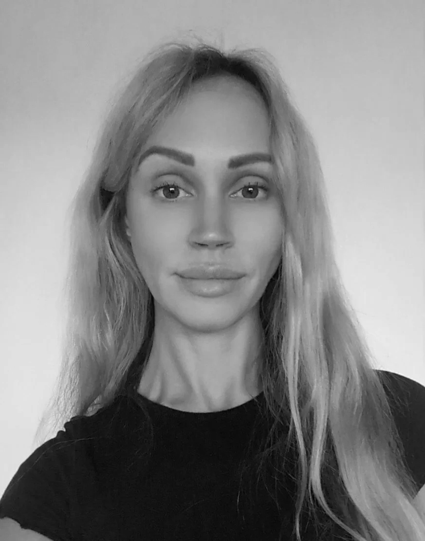 Photo of Sarah Cooper, our studio manager and instructor