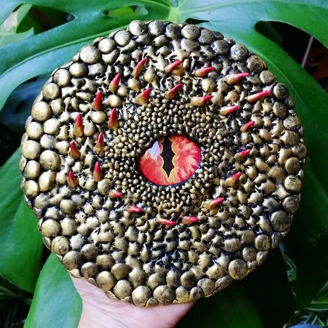 LHT-dragon-eye-round4.jpg