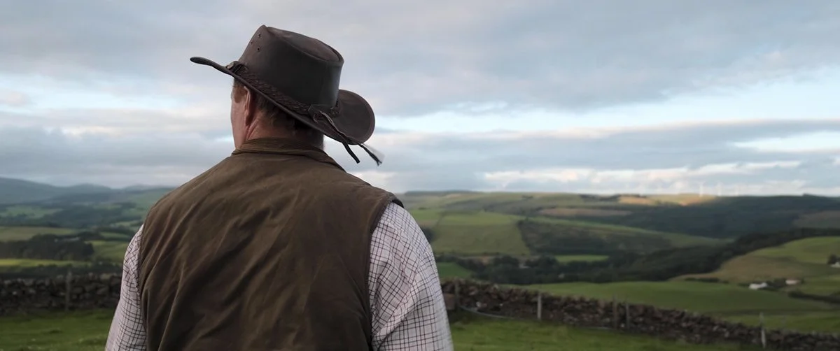 20/52 : Man Of The Soil