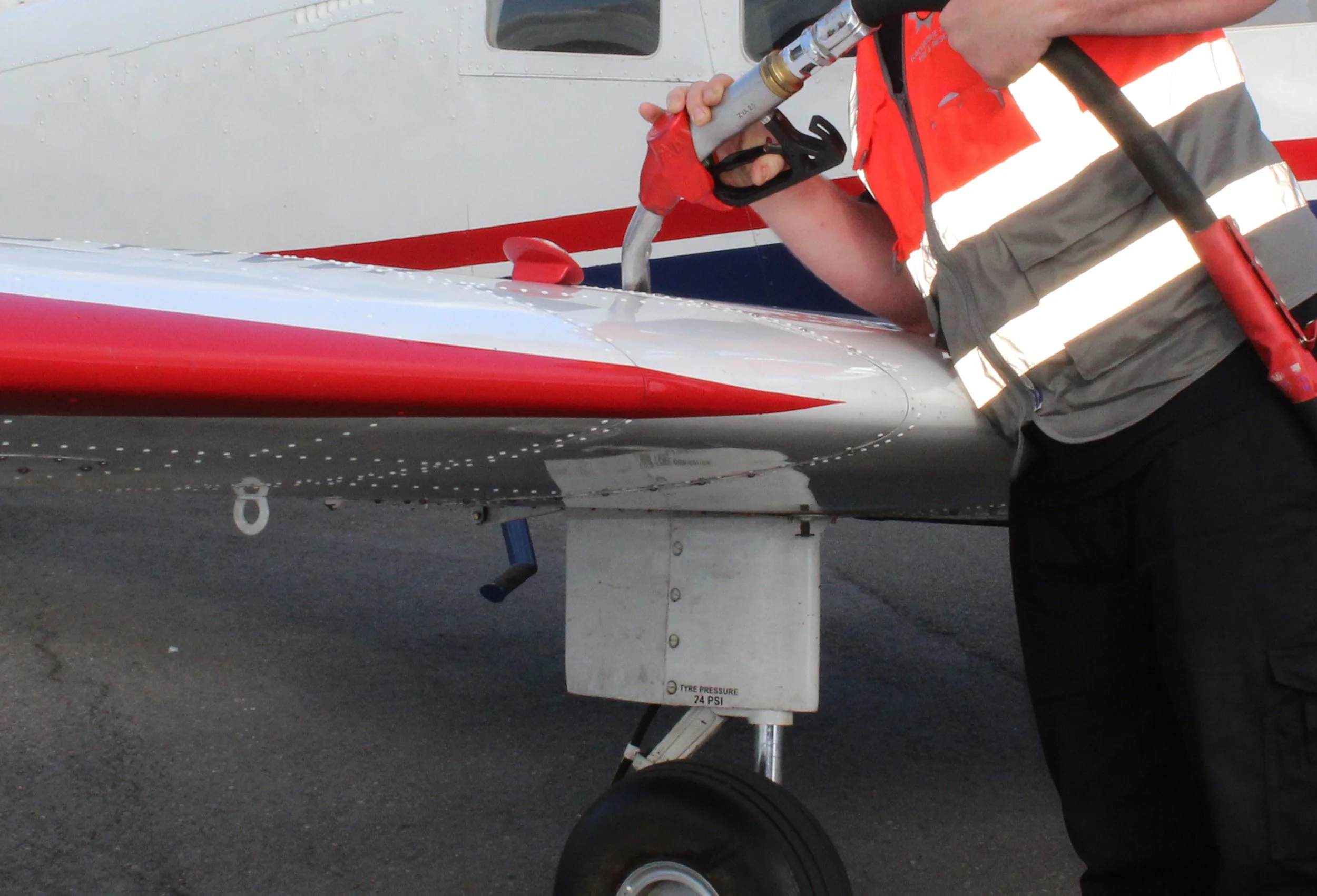 AVGAS 100LL Price Drop