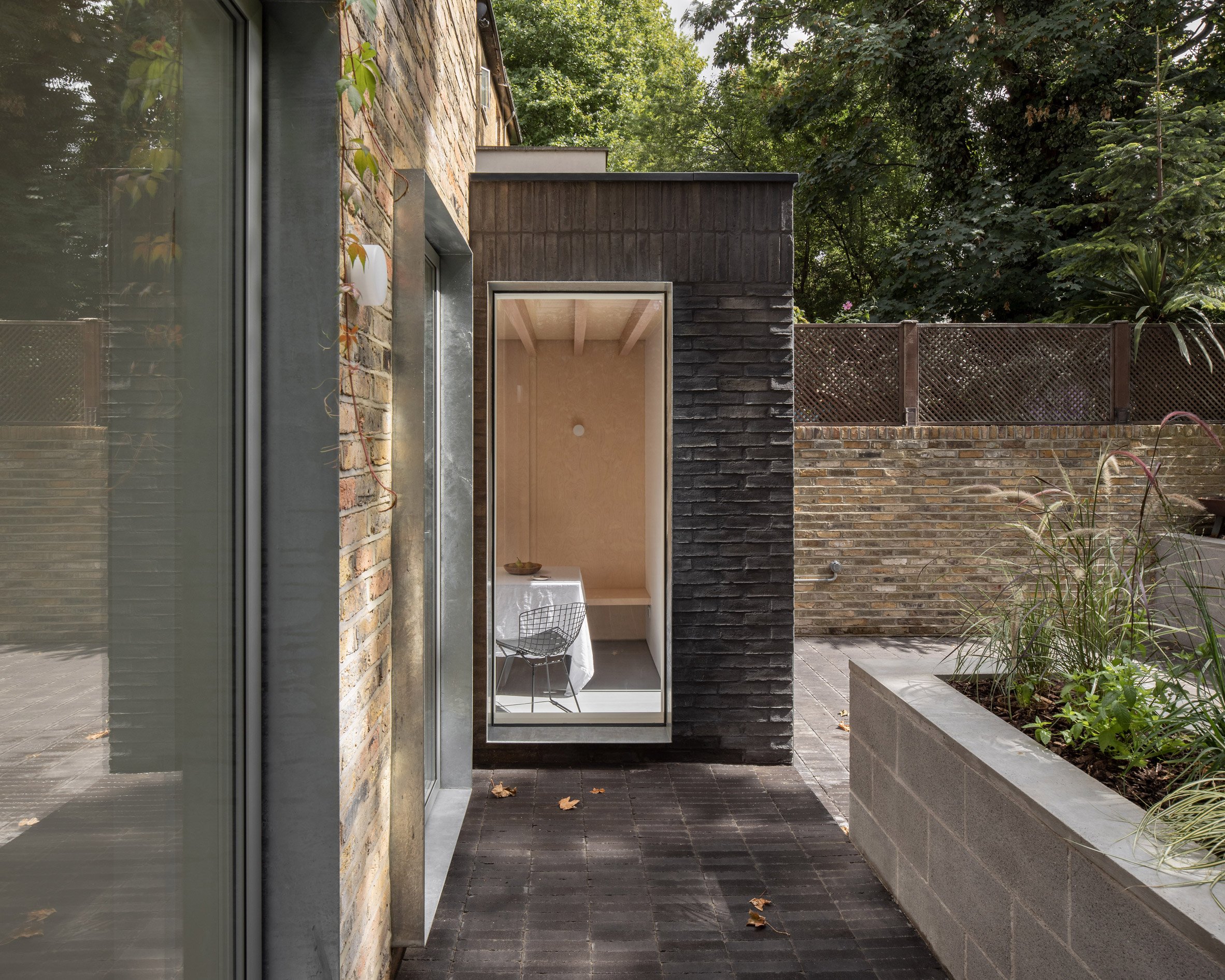 db-apartment-studio-M and O Ltd-london-house-extensions_2364_col_9.jpg