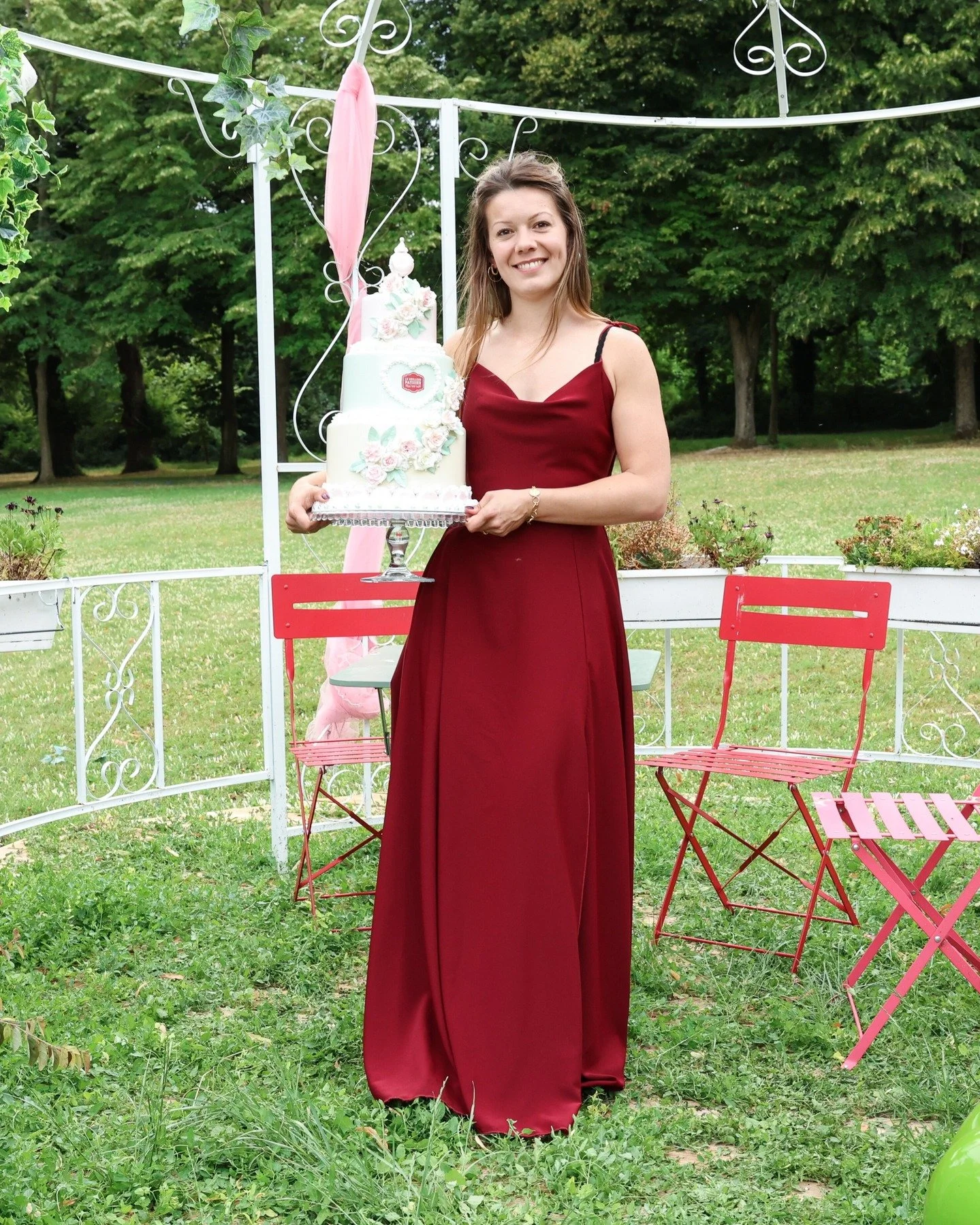 Bon bilan pour la 14&egrave;me saison du Meilleur P&acirc;tissier !

L'&eacute;mission se classe tr&egrave;s large leader sur l&rsquo;ensemble de la salve aupr&egrave;s des -50 ans ! 

20% des 25-49 ans 
24% des 15-34 ans 
2,0M de t&eacute;l&eacute;s