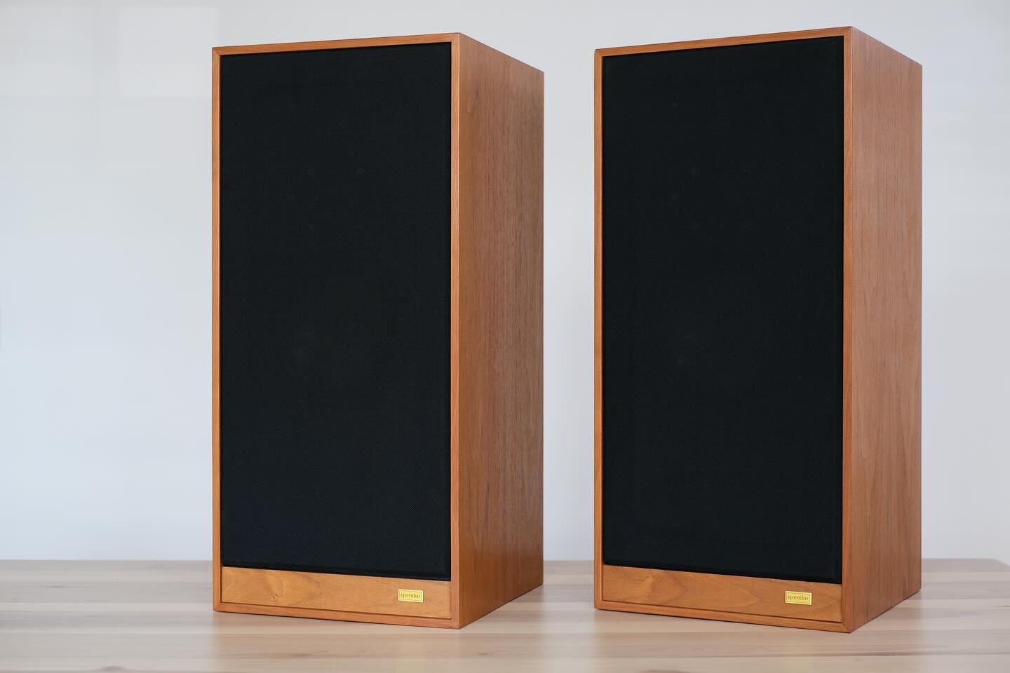 Here are some really great vintage speakers we have available- the Spendor SP1! These speakers are a piece of loudspeaker history, designed by Spencer Hughes, one of the main contributors to famous BBC speakers such as the LS3/5A. The SP1&rsquo;s hav