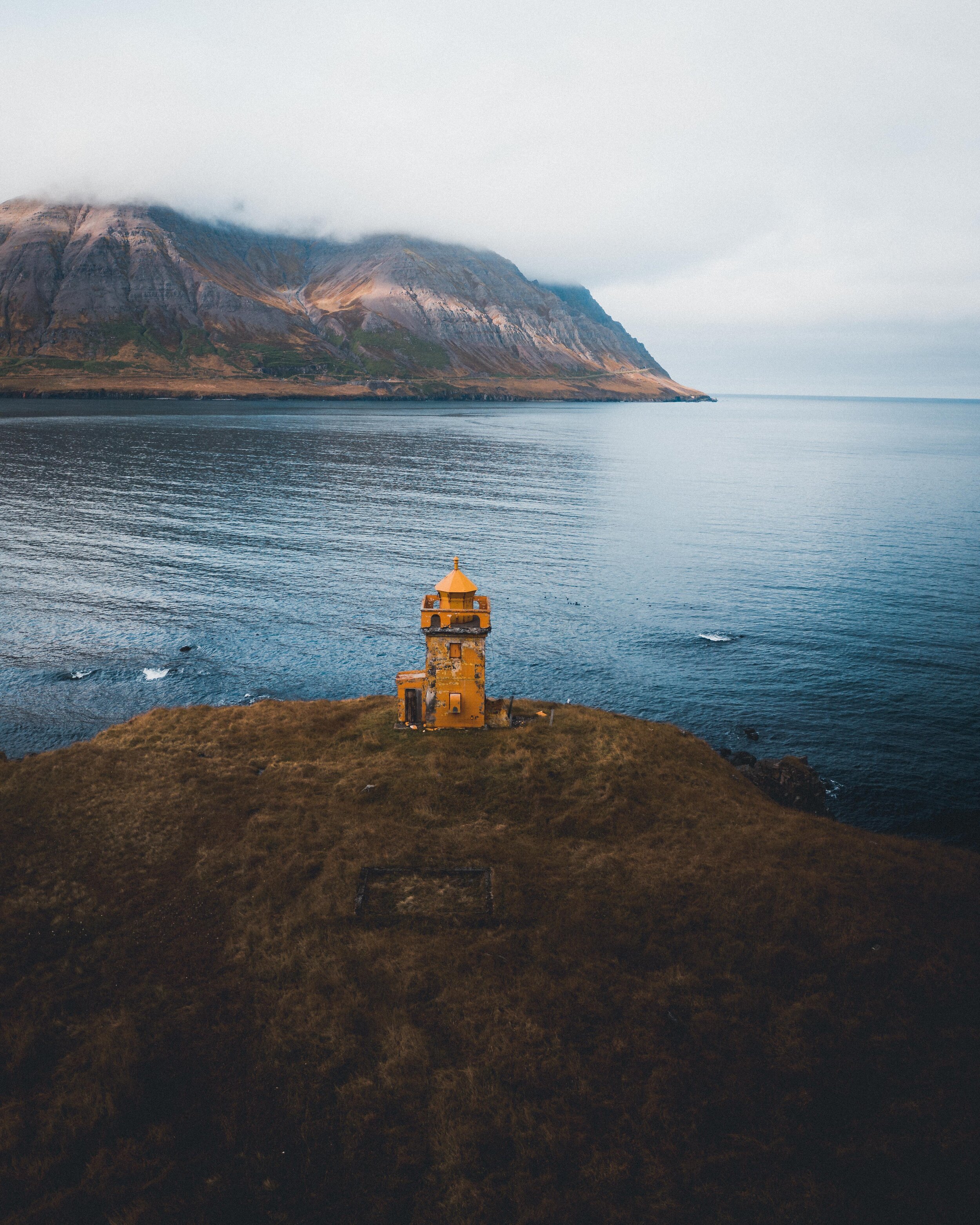 Icelandic explorer lonely houses 10.jpg